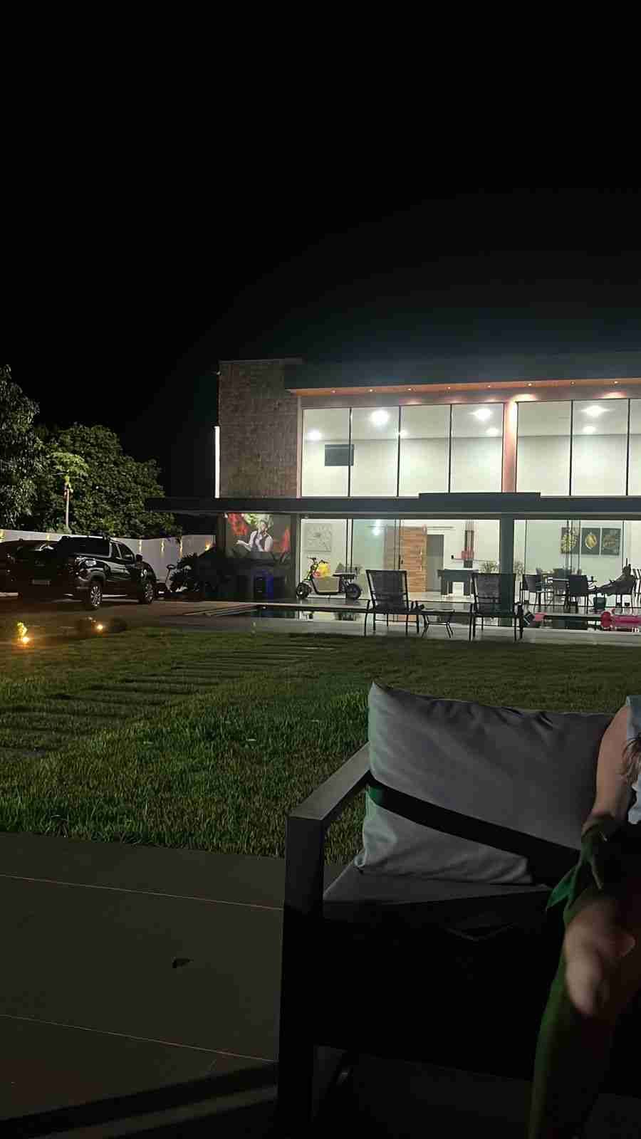 Chácara à Venda no condomínio Riviera do Poente, mobiliada,4 Suites climatizadas, Alvorada do Sul, PR