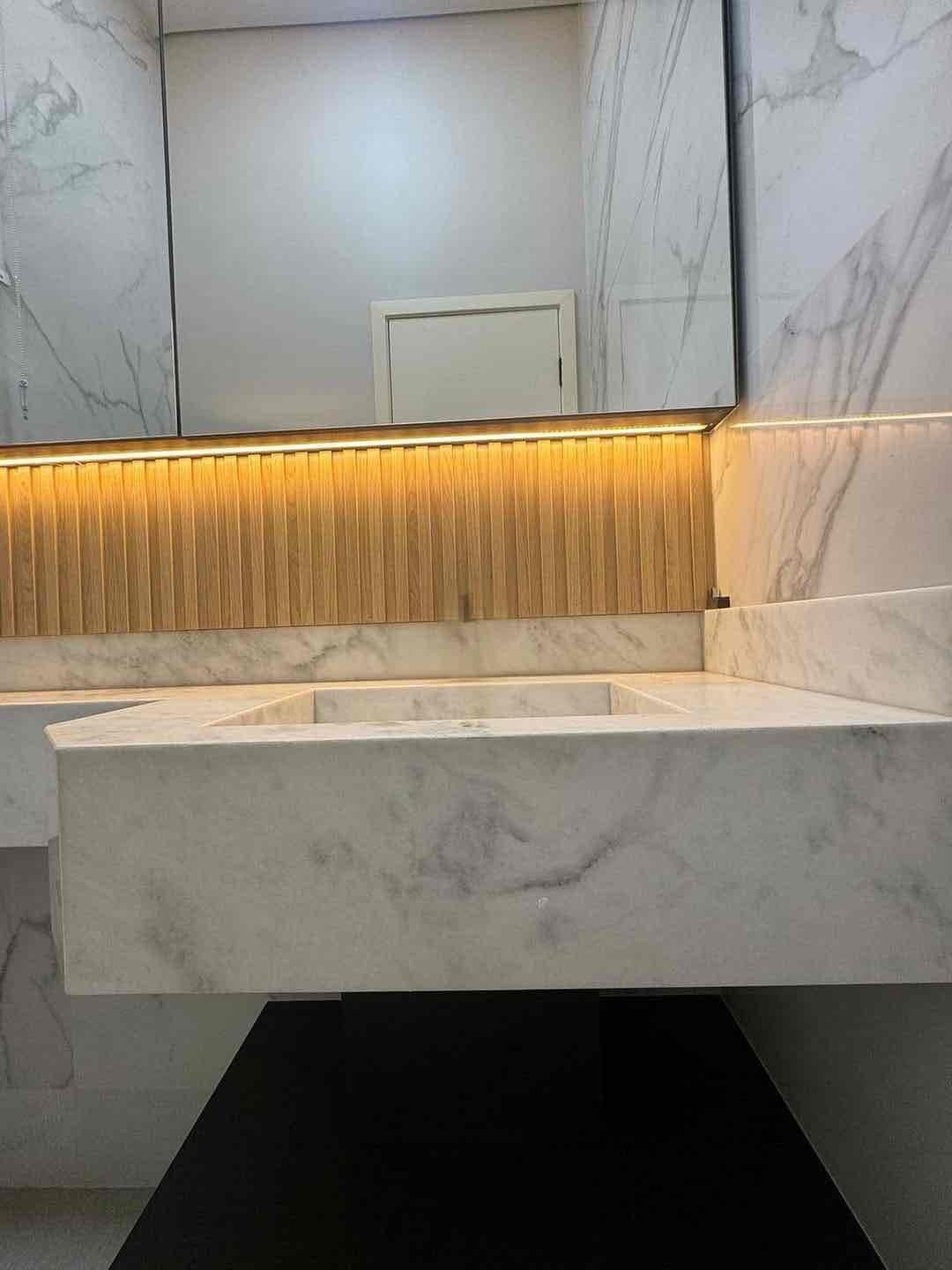 Casa  à venda, Royal Forest, 292m² úteis, 3 suítes, piscina aquecida, 4 vagas - Esperança, Londrina, PR