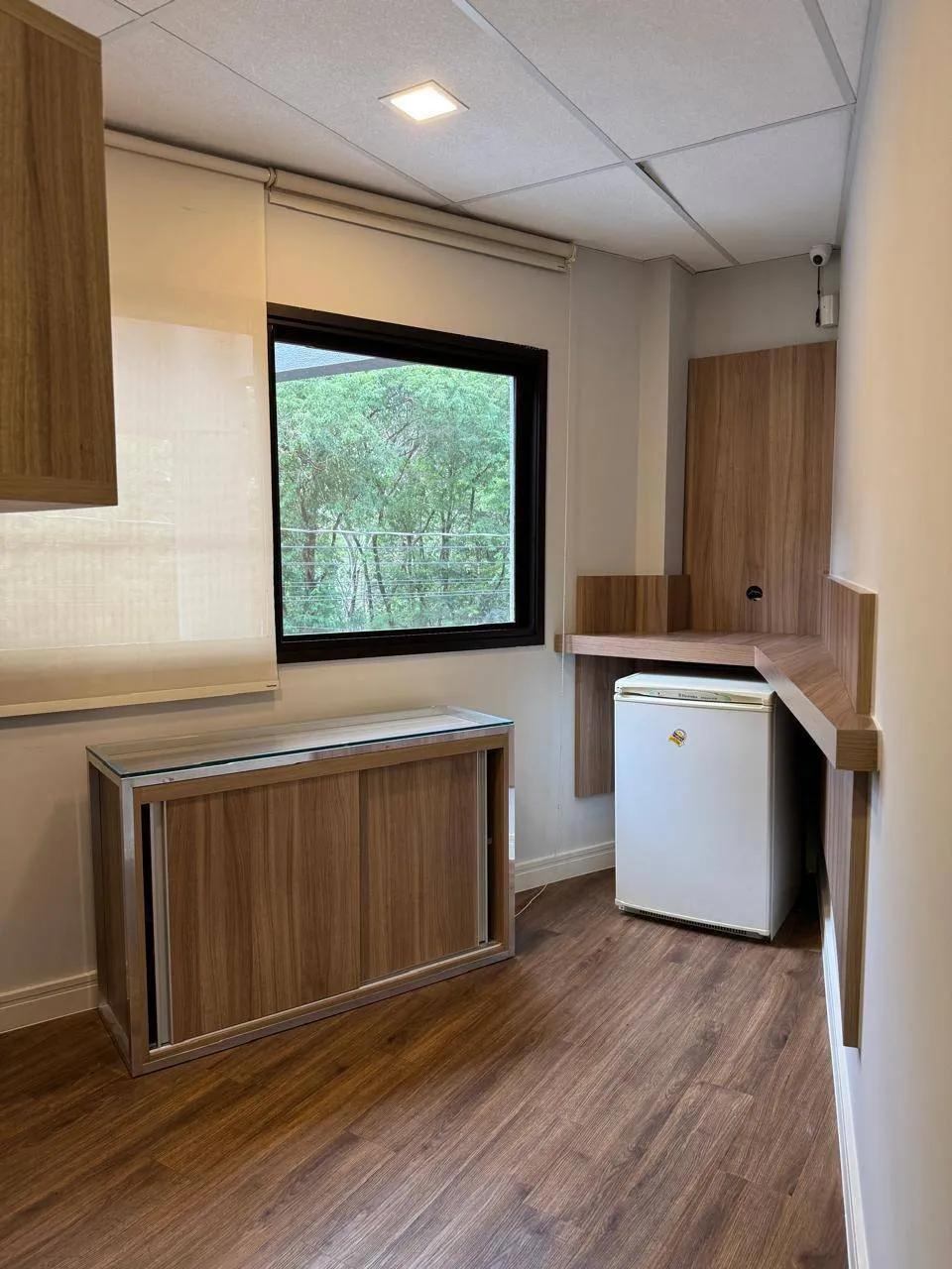 Conjunto comercial para alugar mobiliado Jardim do Lago, Londrina, PR