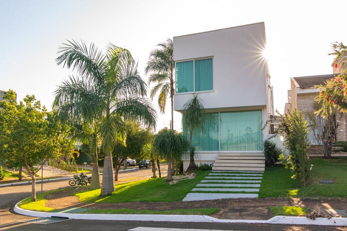 Sobrado  à venda, Condomínio Golden Park, 365 m² úteis, 3 quartos sendo 1 suíte master -  Zona Leste - Londrina/PR