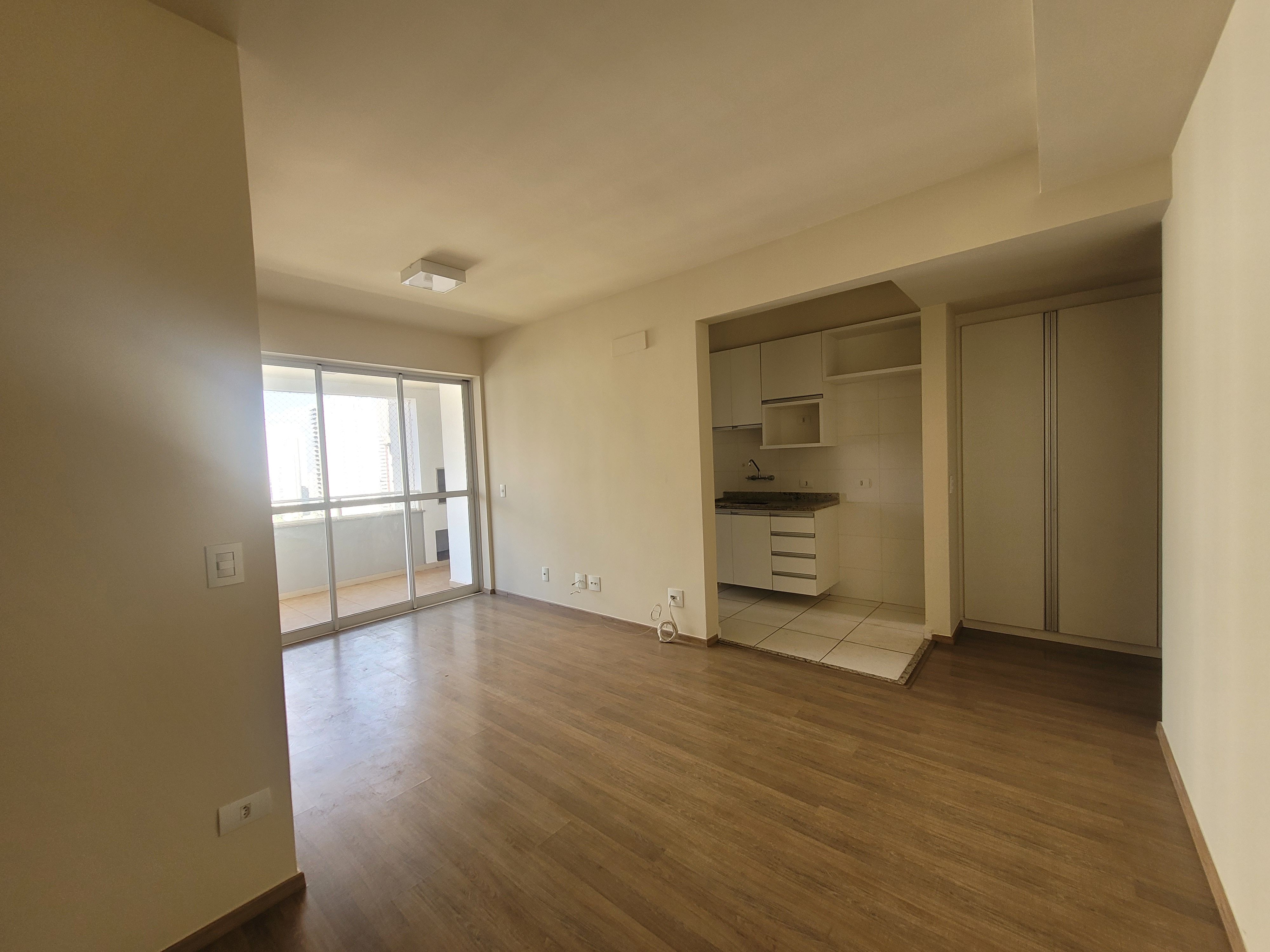 Apartamento à venda, Edifício Neo Palhano, 77m² úteis, 3 quartos sendo 1 suíte - Gleba Fazenda Palhano, Londrina, PR