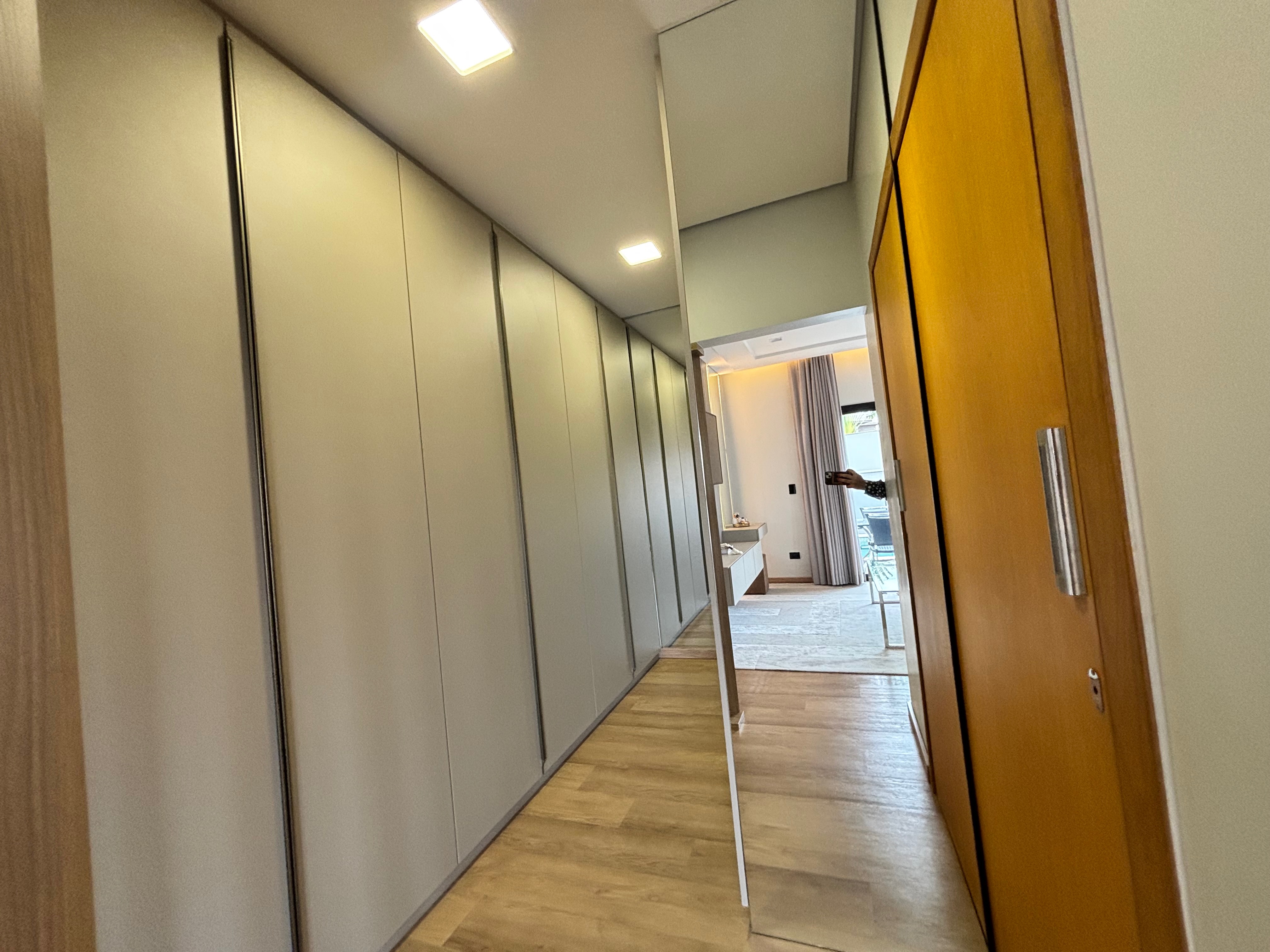 Casa térrea à venda, Condomínio Sun Lake, 249m² de construção, 3 suítes, 4 vagas  - Recanto do Salto, Londrina, PR