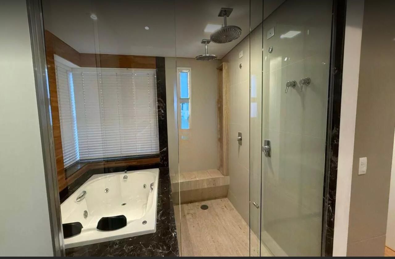 Apartamento à venda, 3 suítes, 245 m², Condomínio Casa Batlo, Santa Rosa, Gleba Palhano, Londrina, PR