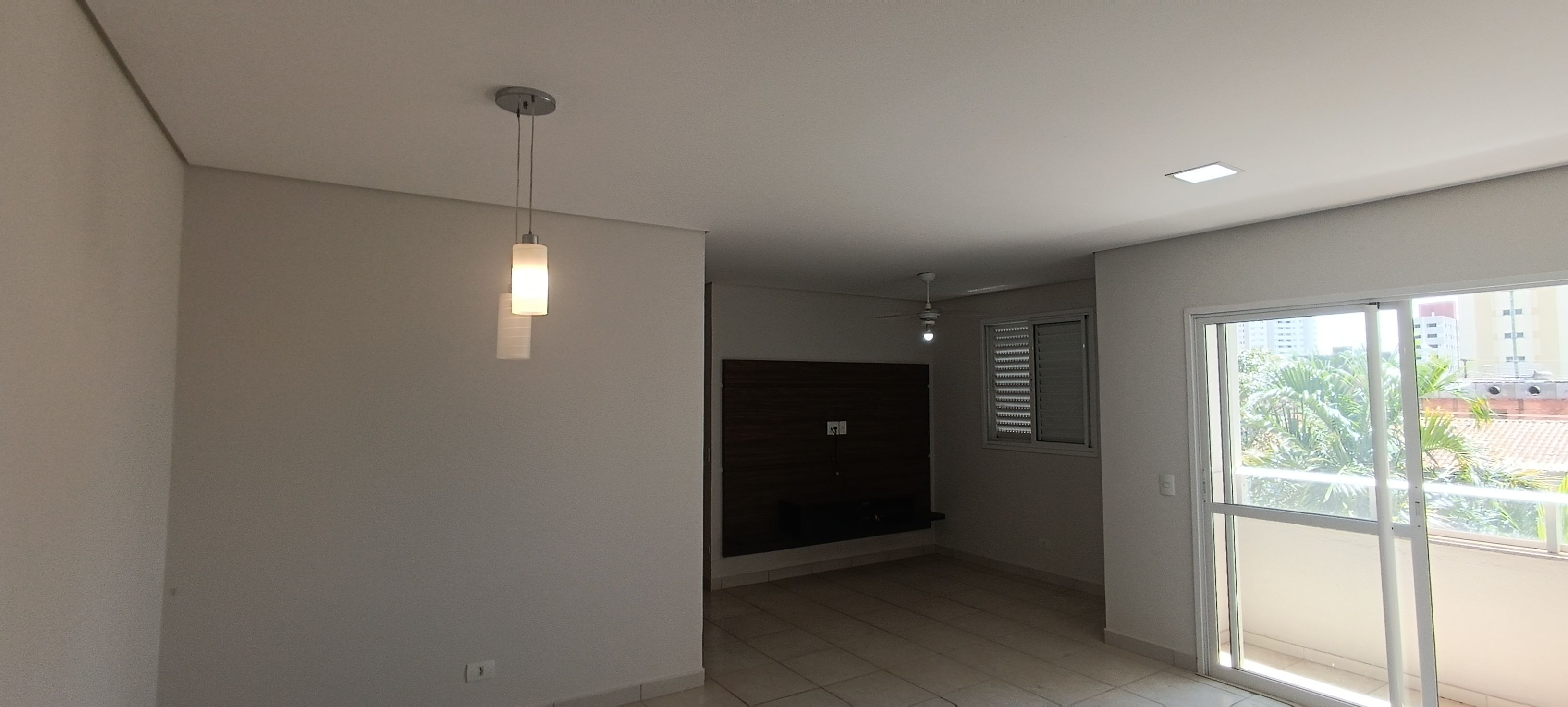 Apartamento à venda, Edifício Aquaparque, 69m², 2 quartos sendo 1 suíte, próx Av Maringá- Vitória, Londrina, PR
