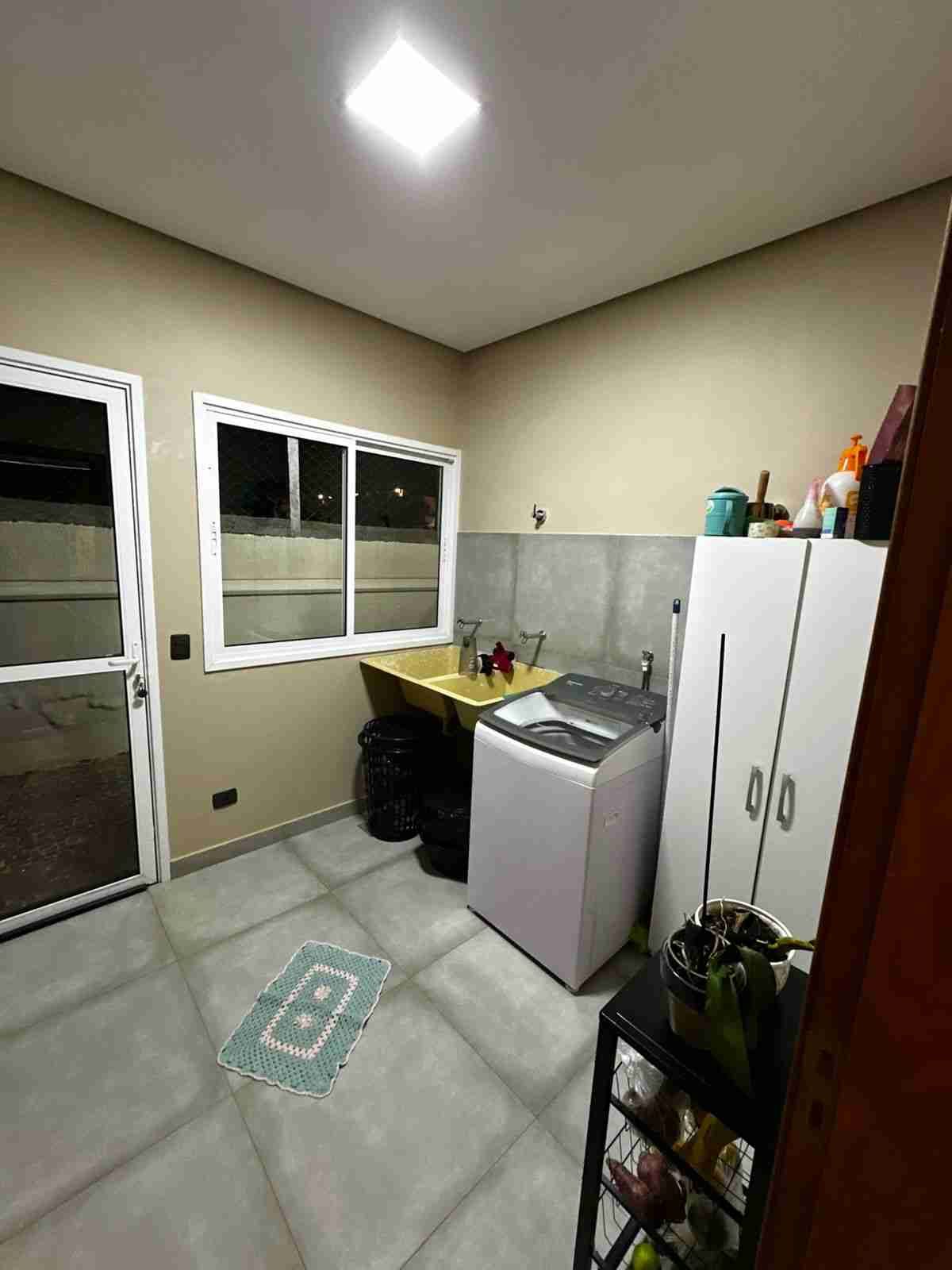Casa para locação, mobiliada , 3 suítes, 4 vagas, no condomínio Terras de Canaã,Cambé - PR