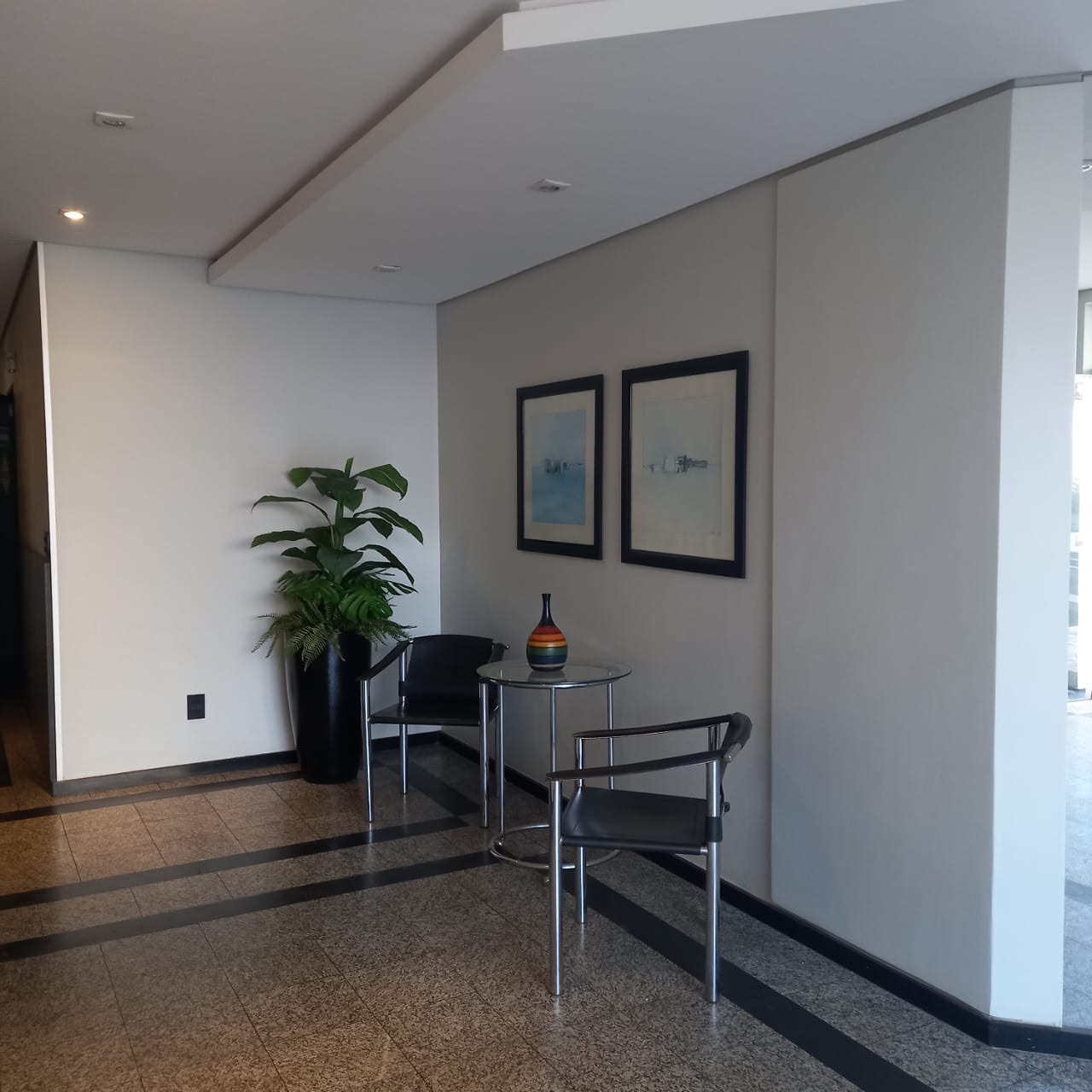 Apartamento à venda, Edifício Central Park, 3 quartos sendo 1 suíte, 2 vagas, andar alto - Gleba Fazenda Palhano, Londrina, PR