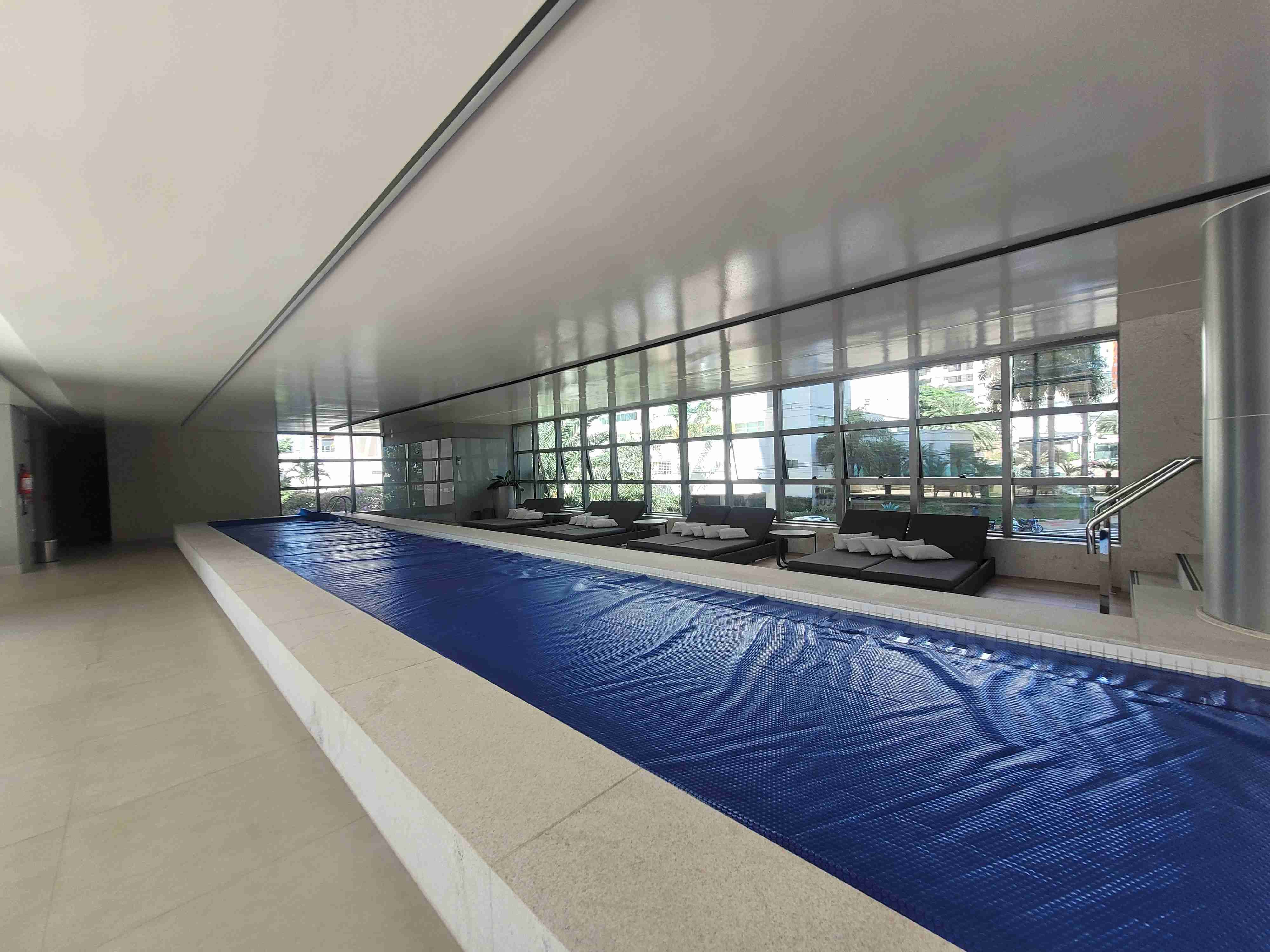 Apartamento à venda no Edifício Le Reve, 323m² úteis, 3 suítes, vista para o lago, 4 vagas - Gleba Palhano, Londrina, PR