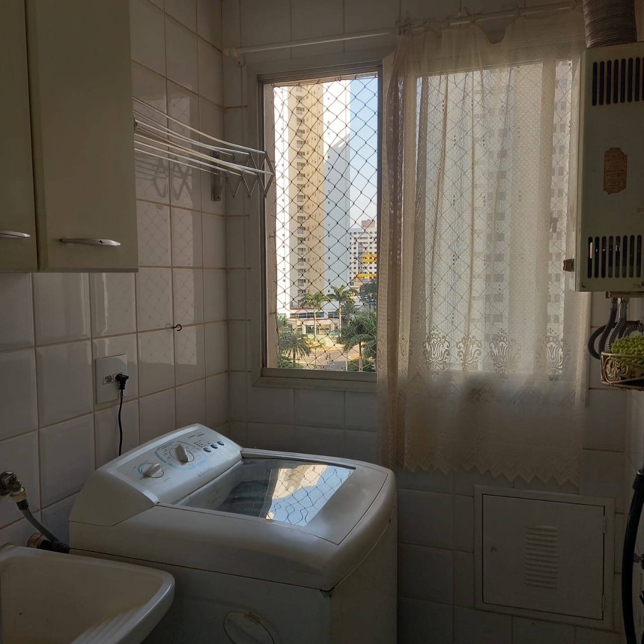 Apartamento à venda, Edifício Central Park, 3 quartos sendo 1 suíte, 2 vagas, andar alto - Gleba Fazenda Palhano, Londrina, PR
