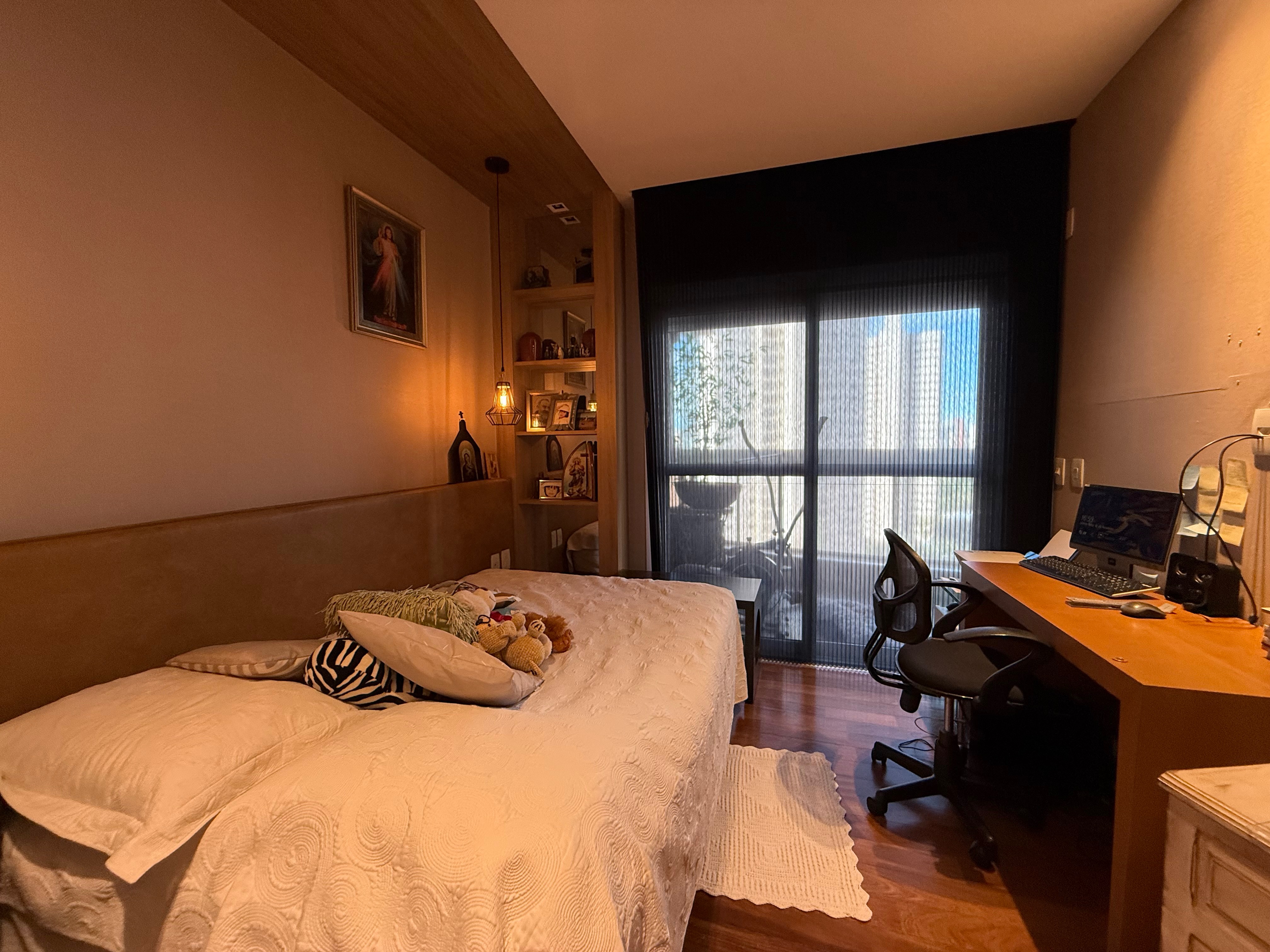 Apartamento à Venda,Porteira fechada, 245m² Privativo aceita permuta, Contém 4 suítes,3 vagas Garagem Gleba Palhano, Londrina, PR