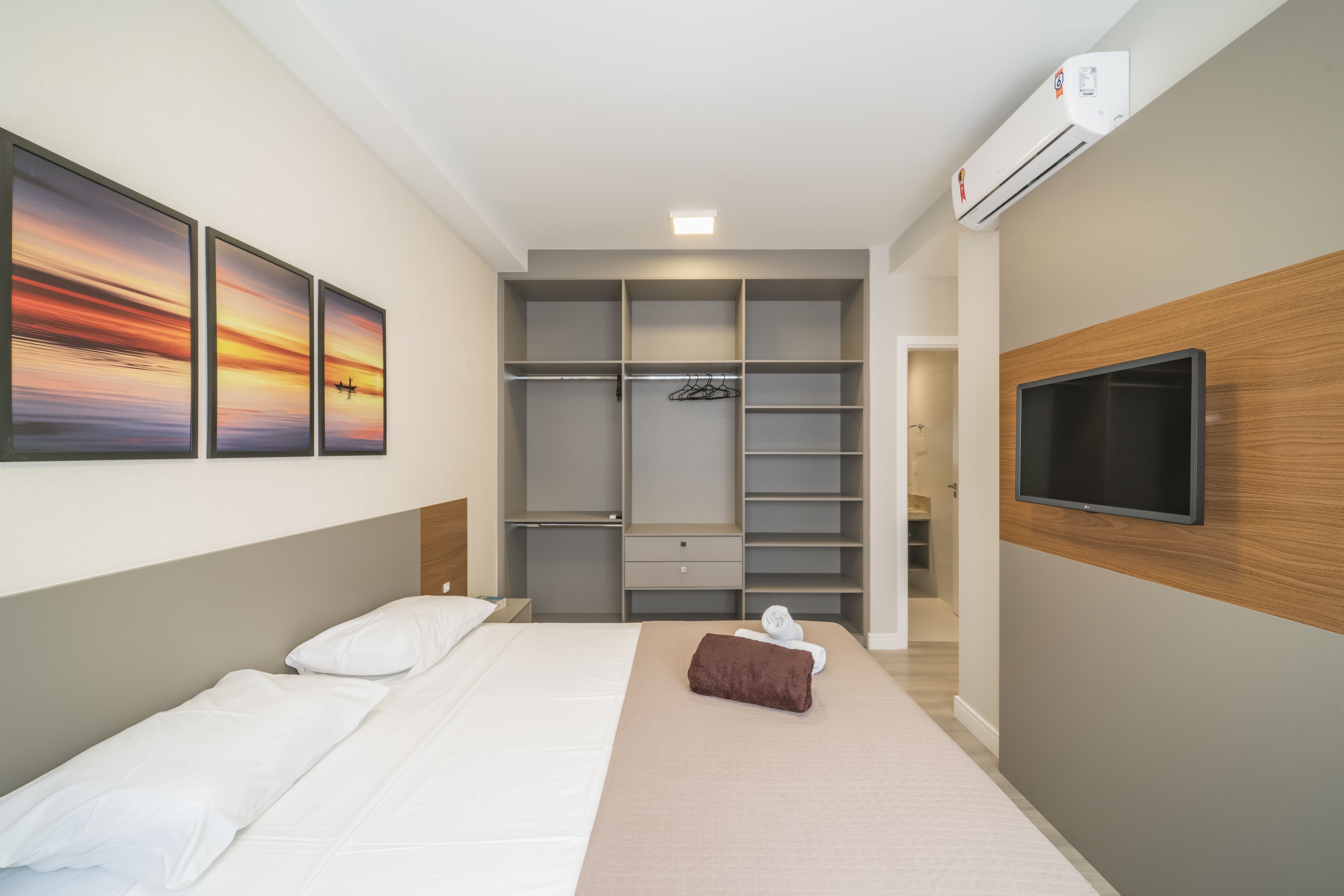 Apartamento padrão à Venda, centro, Bombinhas, SC