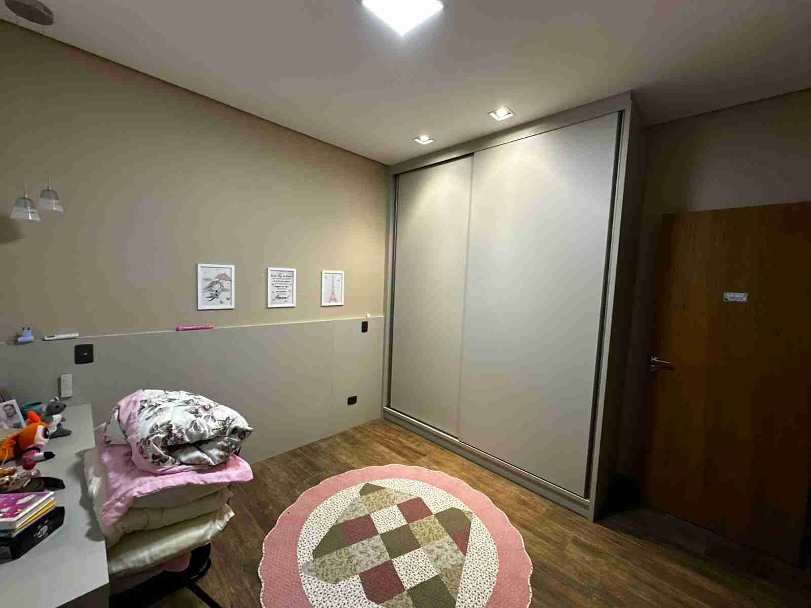 Casa para locação, mobiliada , 3 suítes, 4 vagas, no condomínio Terras de Canaã,Cambé - PR