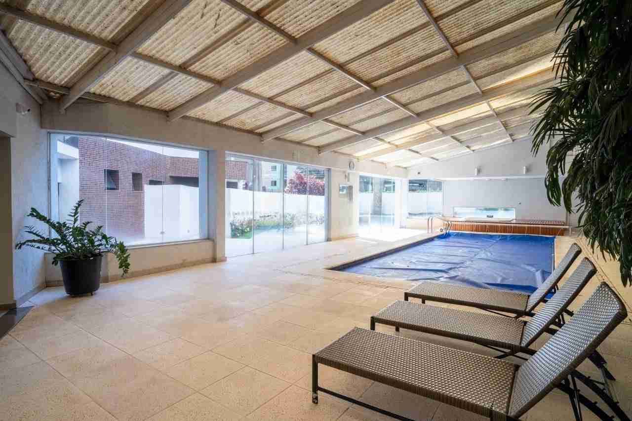 Apartamento à venda no Edifício Palais Lac Dor, 298m² úteis, 4 quartos sendo 2 suítes, 4 vagas, próx  ao lago Igapó - Jardim Londrilar- Londrina,