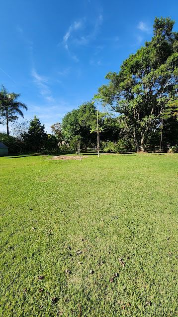Chácara à Venda, 2500m², Condomínio Golf Ville, casa 120m² úteis, cozinha planejada - Recanto Santa Andréa, Cambé, PR