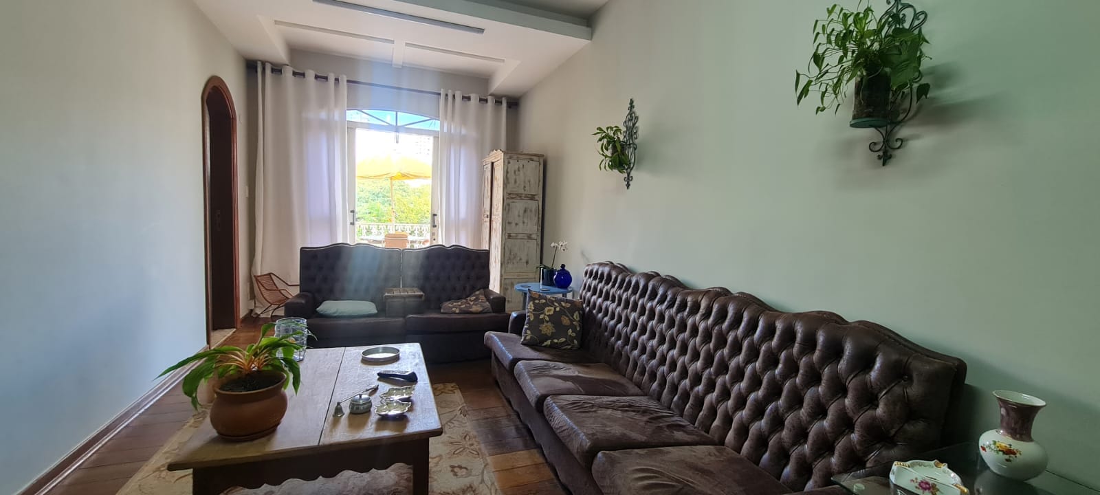 Casa Duplex  à venda, 404m² úteis, 4 quartos sendo 3 suítes,  4 vagas- Jardim Quebec, Londrina, PR