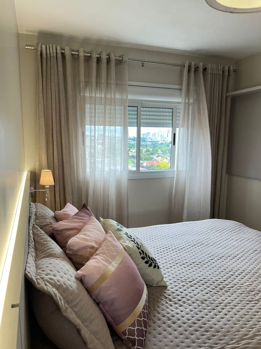 Apartamento à venda, Edifício  Vista Parque Lago, 71m² úteis, 2 quartos (sendo 1 suíte) 2 vagas, andar alto, sol da manhã - Jardim Presidente, Lo