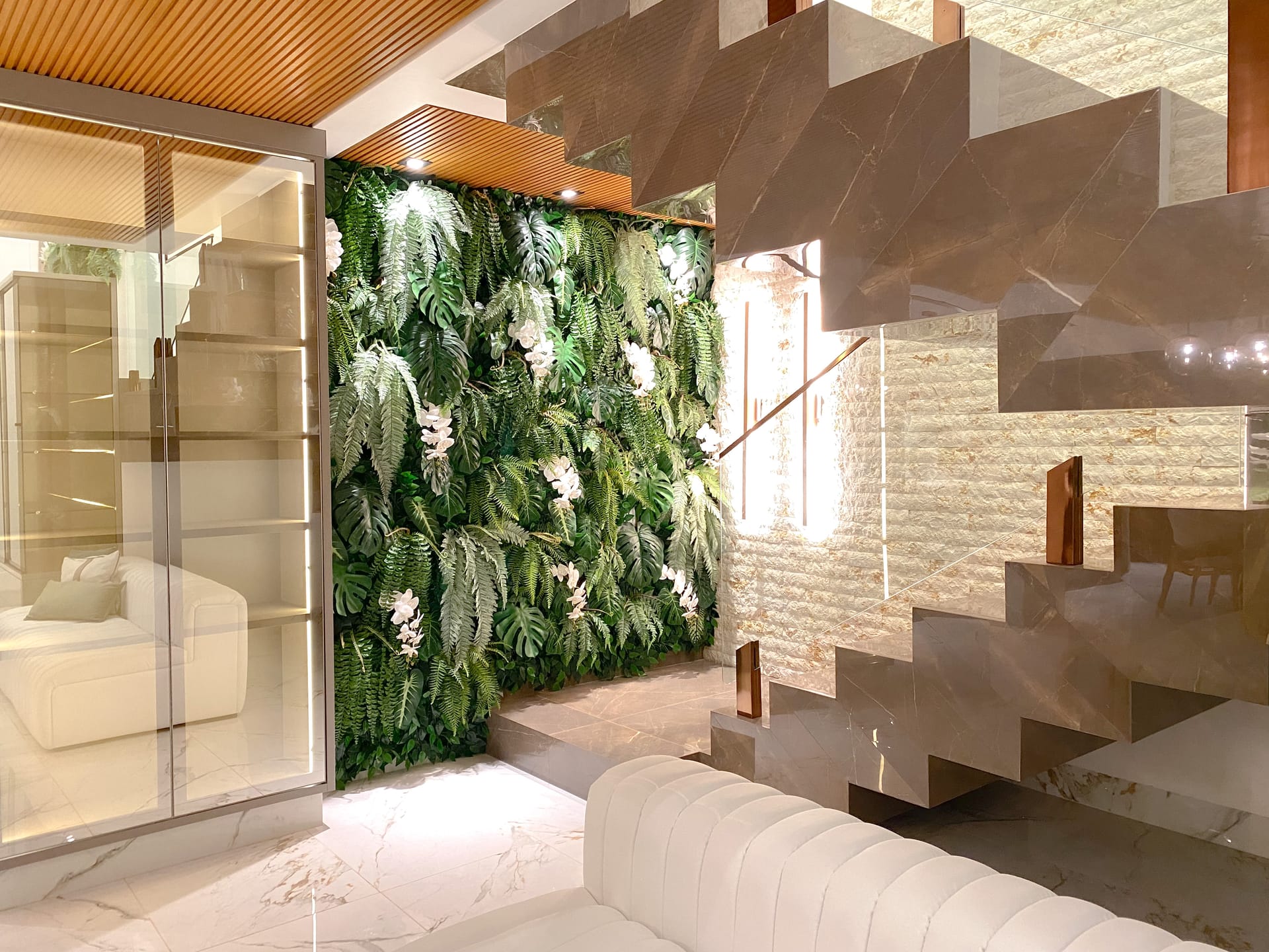 Sobrado à Venda, 302m² úteis,  3 suítes, decorado no Cond.Vivenda Vivendas do Arvoredo, Londrina, PR