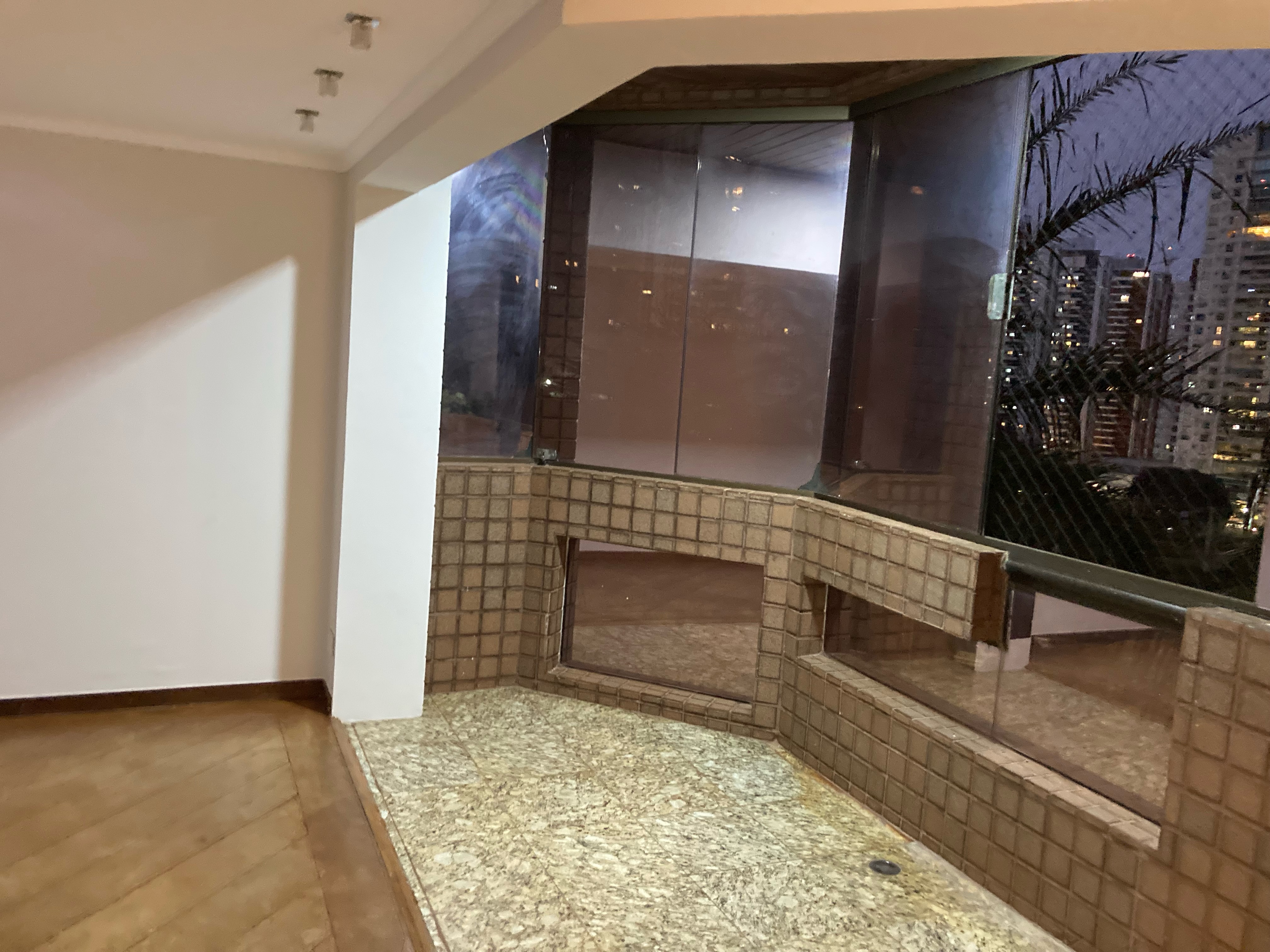 Aluga-se apartamento de 4 quartos na Gleba Fazenda Palhano com planejados, Londrina, PR