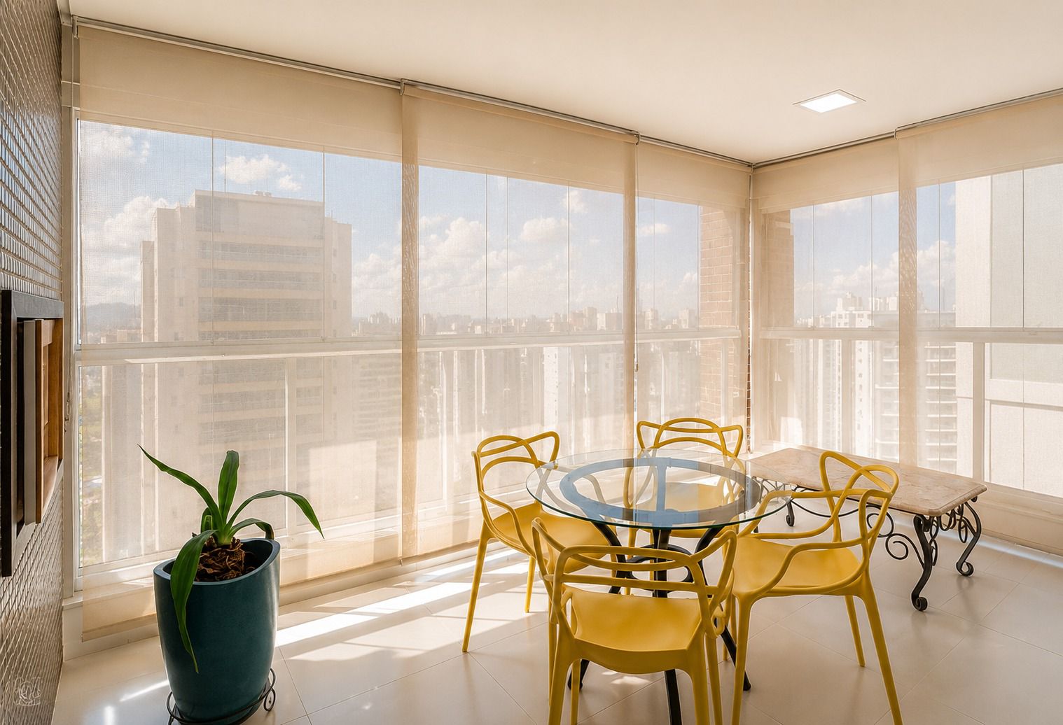 Aluga-se apartamento na Palhano mobiliado, com 3 quartos sendo 1 suite, Londrina, PR