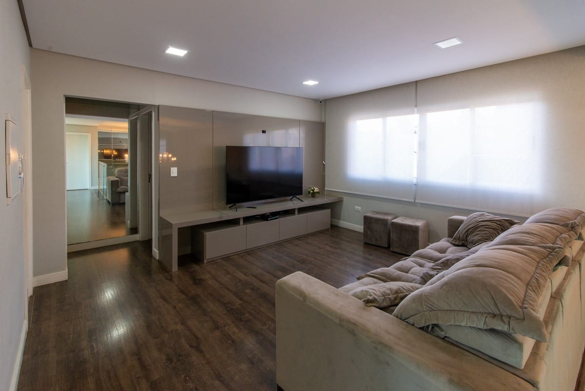 Sobrado  à venda, Condomínio Golden Park, 365 m² úteis, 3 quartos sendo 1 suíte master -  Zona Leste - Londrina/PR
