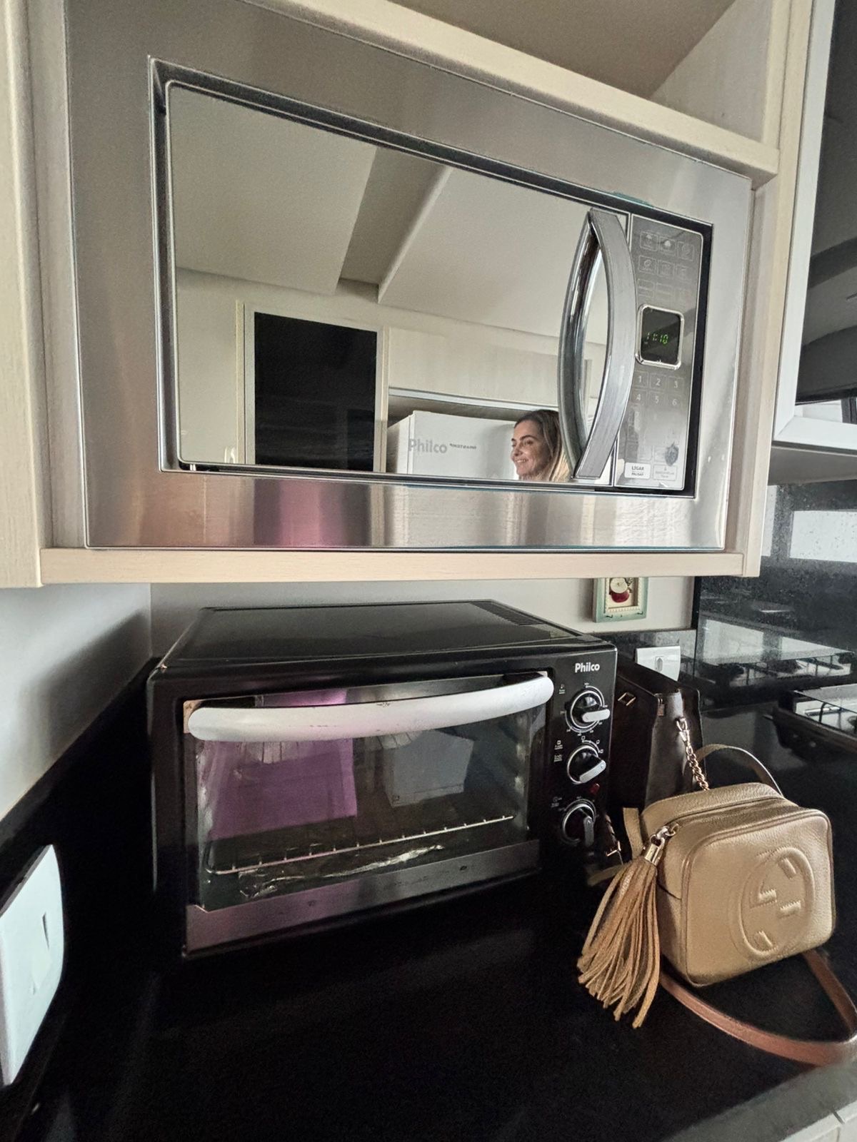 Apartamento à venda, Edifício Pallazo Di Césare , 156m2 úteis, 3 suítes, 3 vagas, andar alto, vista Lago, mobiliado, Bela Suiça, Londrina, PR