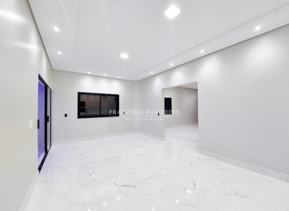Triplex 205m²/3 suítes/4 vagas/sistema alexa - TÁUA ARANGUA - Londrina Pr
