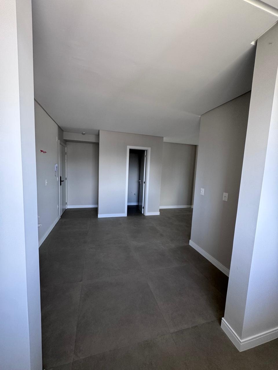Apartamento no último andar com vista à montanha no litoral catarinense