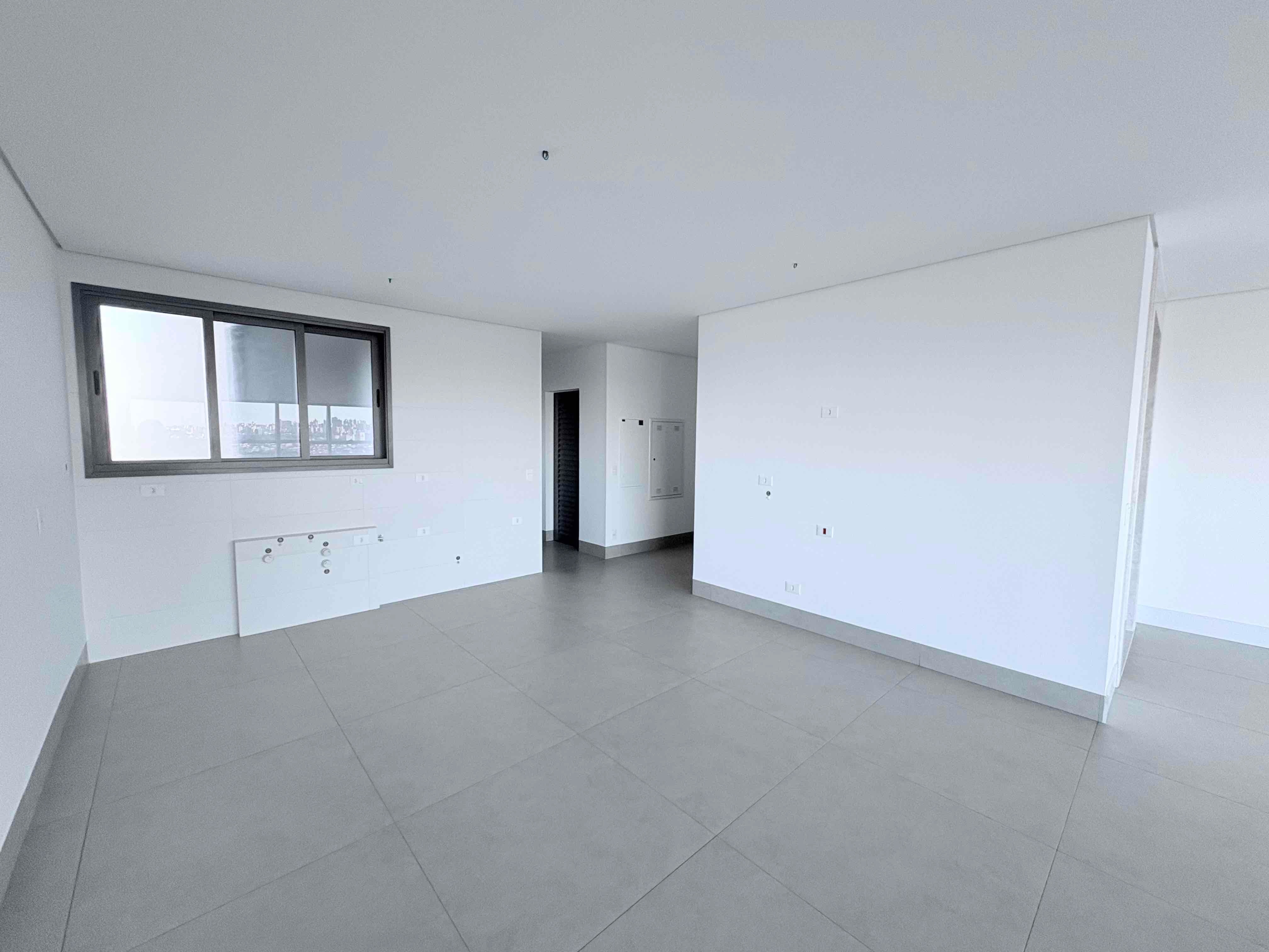 Apartamento novo à Venda, Edifício Lakeside, 232 m² úteis, 3 suítes, 4 vagas, sol da manhã,  elevador privativo, sacada com skinglass- Bela Suiça