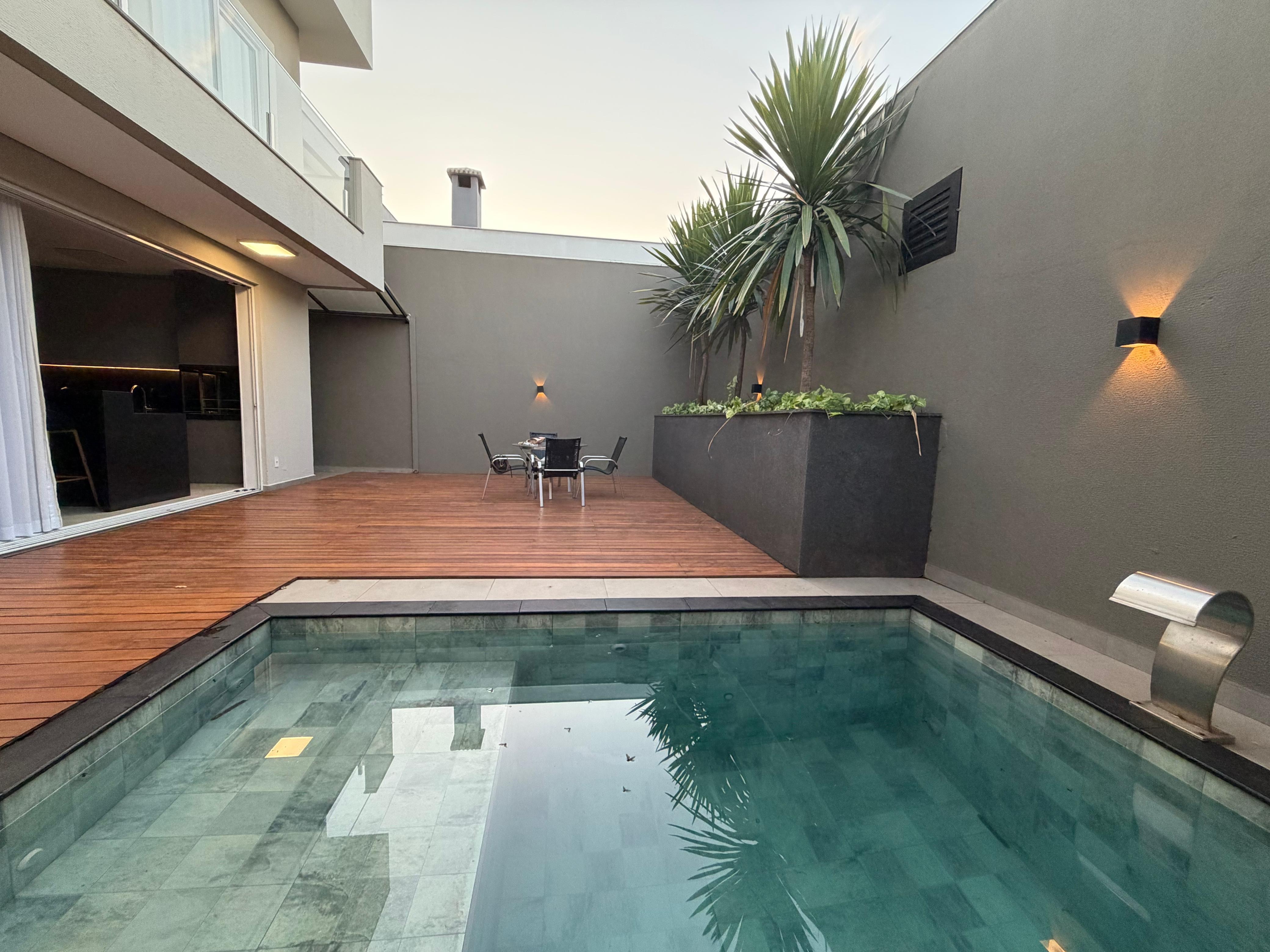 Sobrado á venda, Condomínio Bela Vitta,  195m² úteis , 3 suite Suites, todo planejado - Zona Leste - Londrina/PR