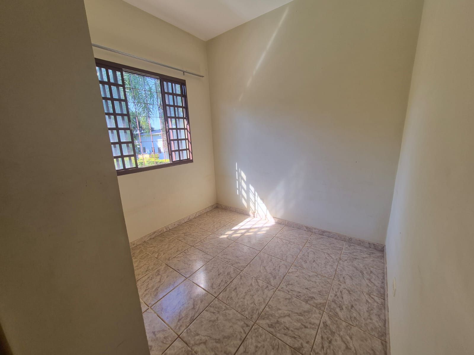 Casa à venda, 3 quartos sendo 2 suites, 350 m², Recanto do Salto, Londrina, PR - Oportunidade Unica