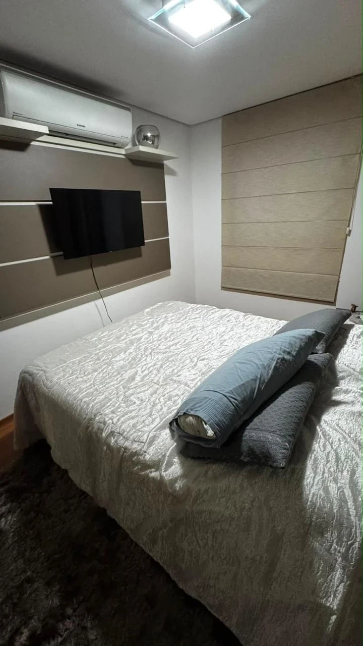 Apartamento Mobiliado à Venda no Liberty Towers, Andar Alto, 2 Vagas de Garagem