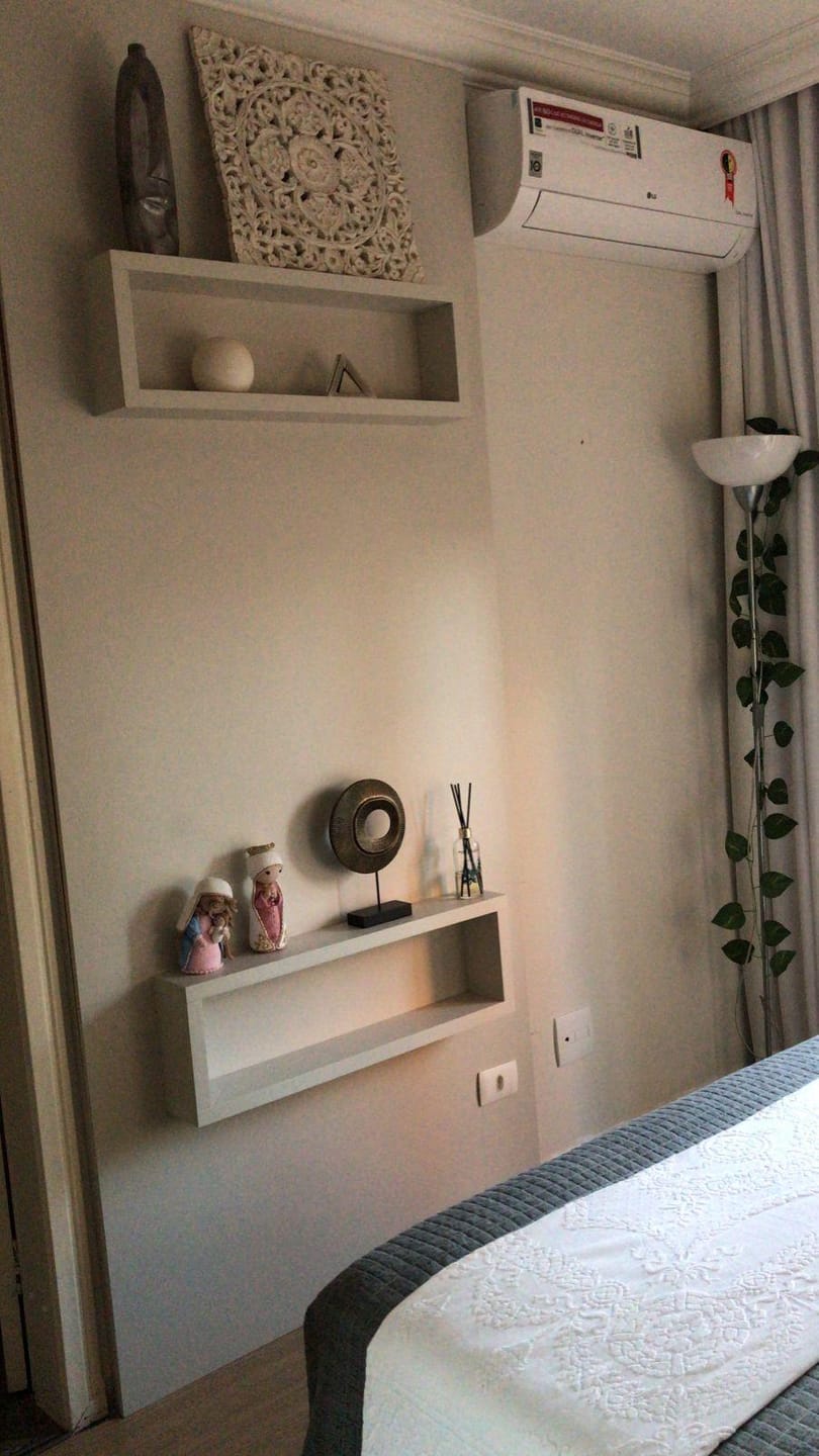 Apartamento à venda, Edifício London Lake, 263m² úteis, 2 suítes, ampla varanda com churrasqueira, 3 vagas - Caiçaras, Londrina, PR