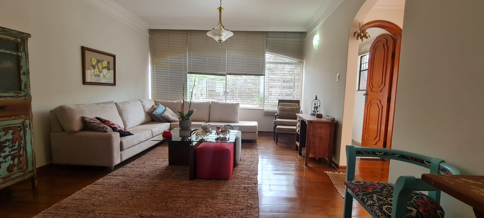 Casa Duplex  à venda, 404m² úteis, 4 quartos sendo 3 suítes,  4 vagas- Jardim Quebec, Londrina, PR