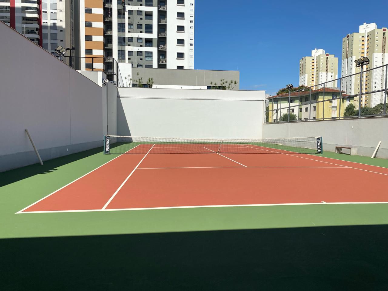 Apartamento à venda, Edifício Grand Palais,  216m² úteis, 3 suítes, sacada c/ skinglas, elevador privativo, 3 vagas , andar alto -Gleba Palhano- 