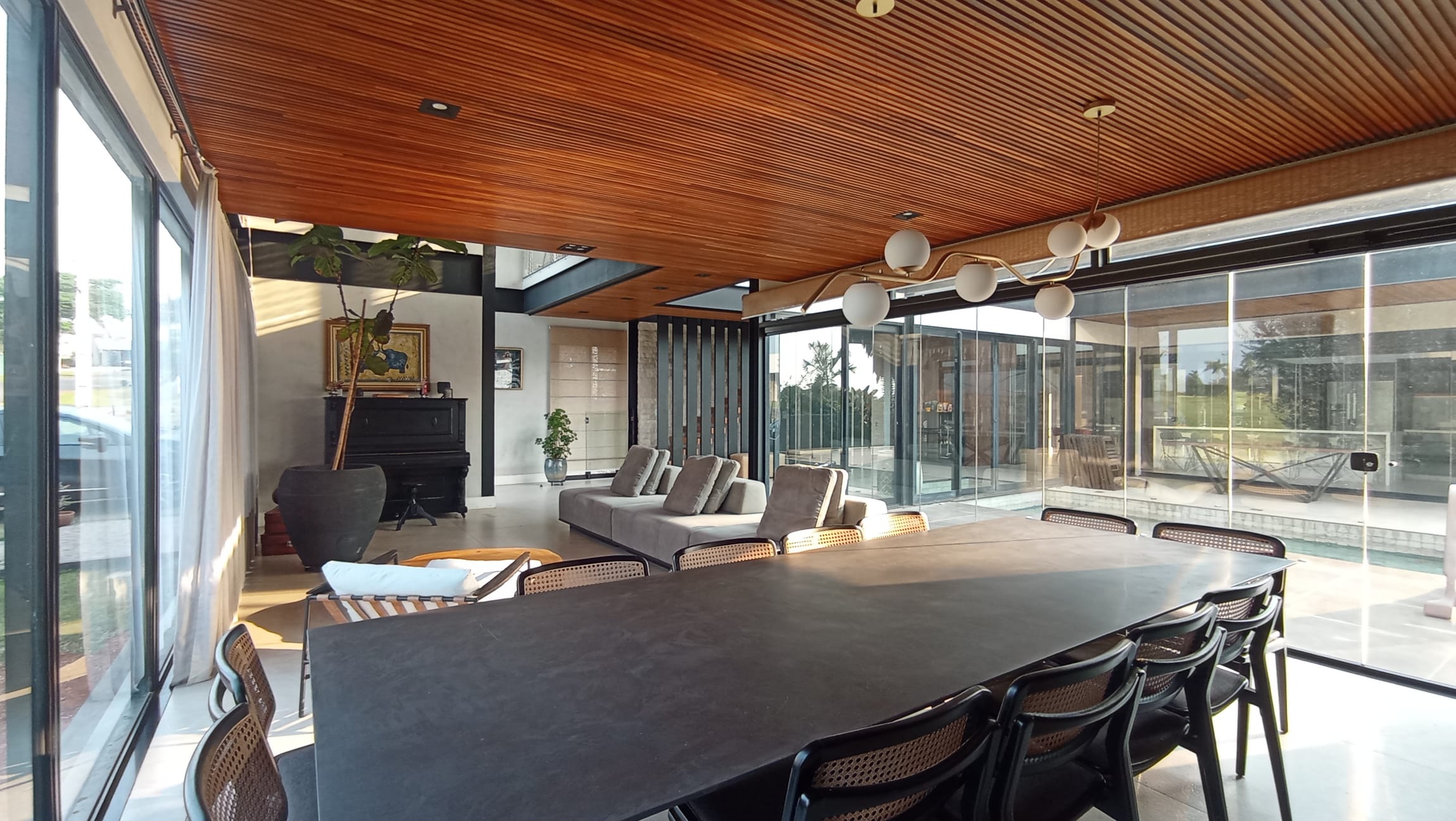 Casa à venda, 529m² construção, 5 suítes ,Piscina borda infinita, Pomar, 4 vagas - Condominio Terras de Canaã, Cambé, PR