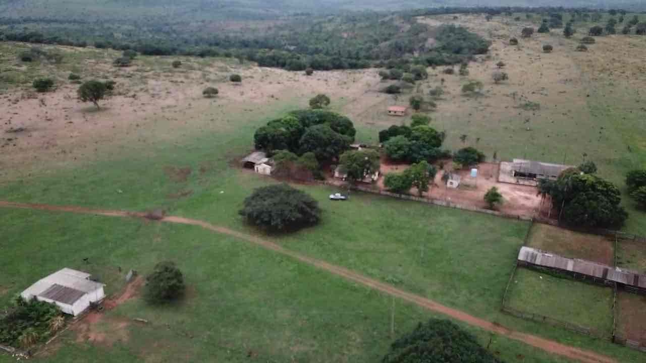 Fazenda à venda, 3000 hectares região de  Alto Garças, MT, 1400 ha abertos e agricultáveis, poço artesiano, casa sede, casa funcionário