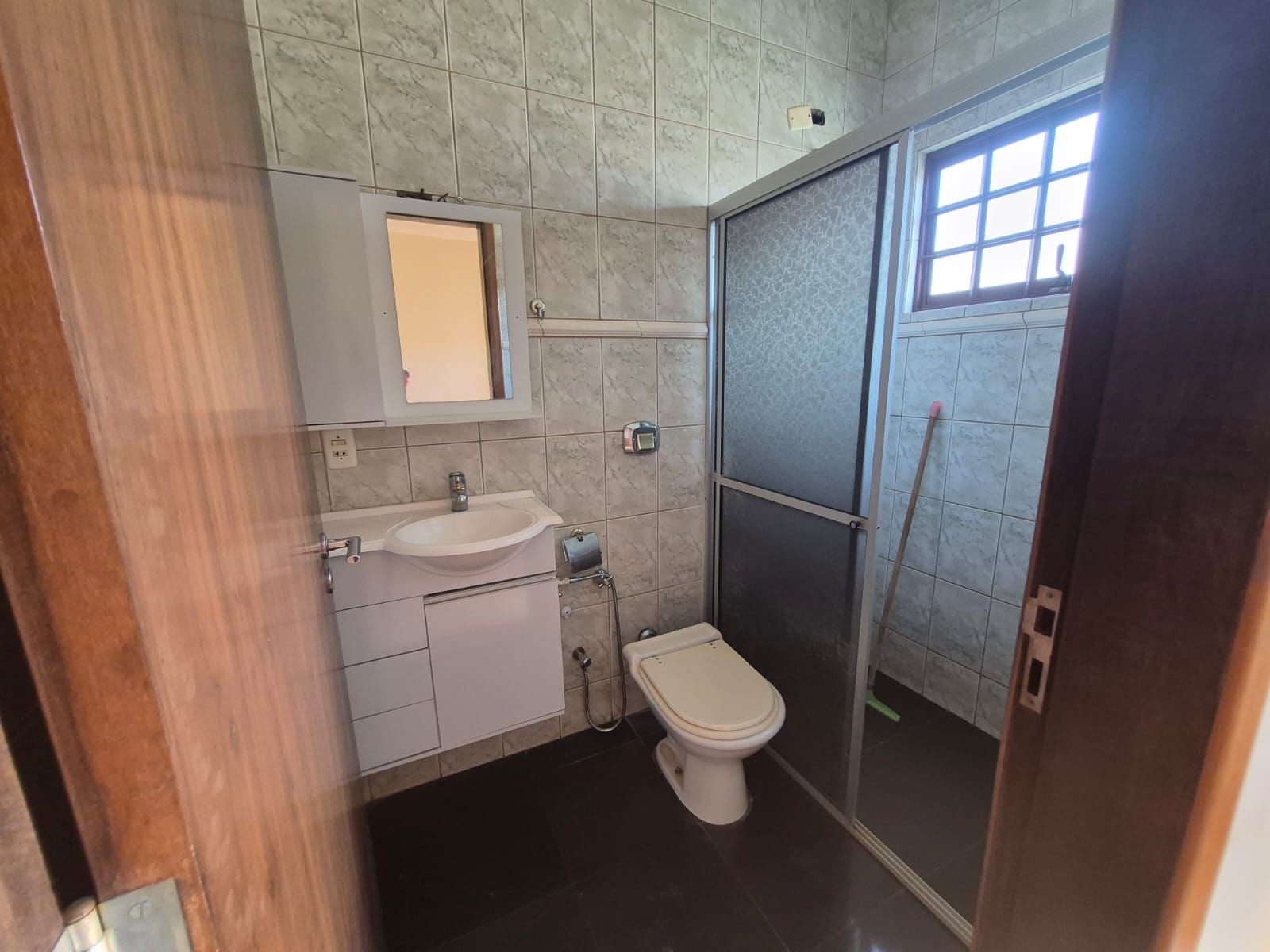 Casa à venda, 3 quartos sendo 2 suites, 350 m², Recanto do Salto, Londrina, PR - Oportunidade Unica