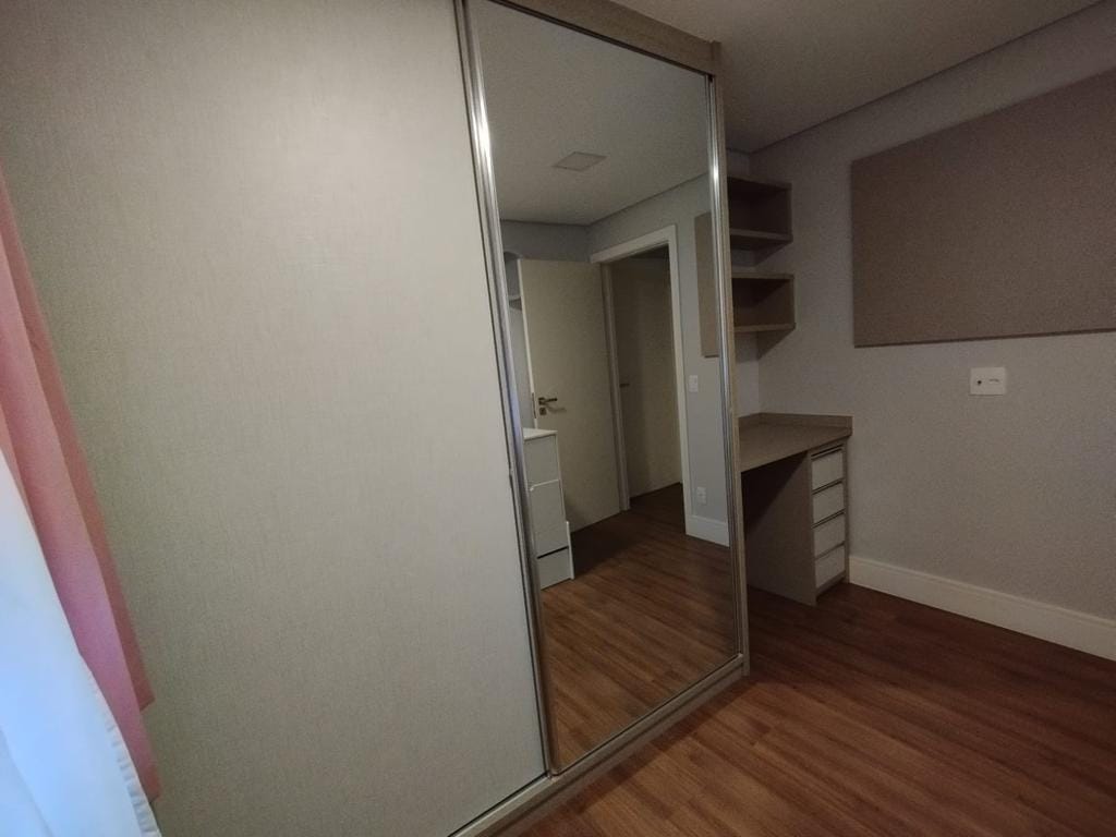 Apartamento 103m² à venda, Ed.Villa Solare, 3 quartos (sendo 1  suíte), 3 vagas, Gleba palhano - Londrina, PR