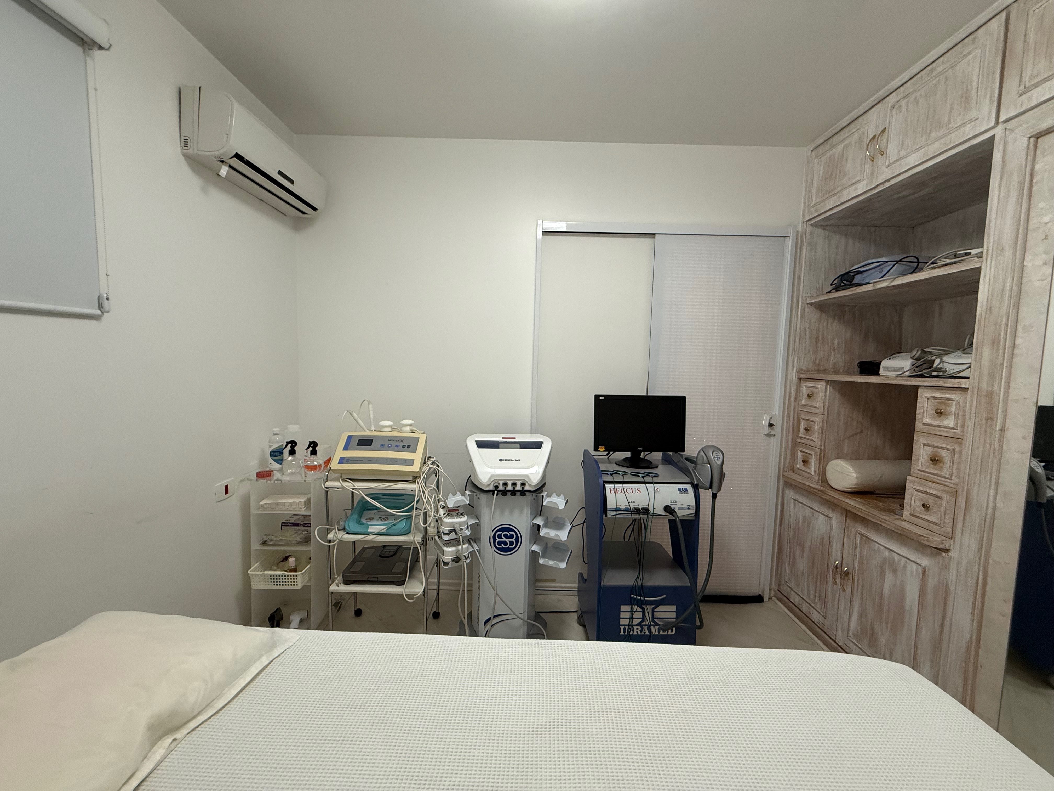 Clinica mobiliada em funcionamento para locação em Londrina