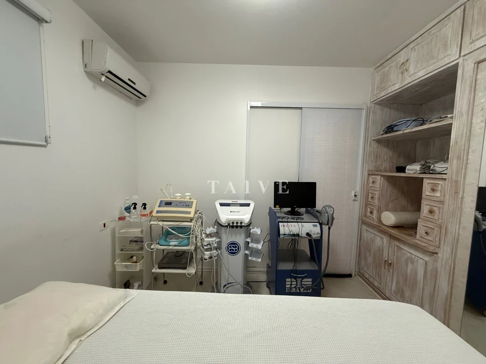 Imóvel Comercial 450m² de construção, 12 salas, com Clinica mobiliada em funcionamento para Venda em Londrina - foto 29