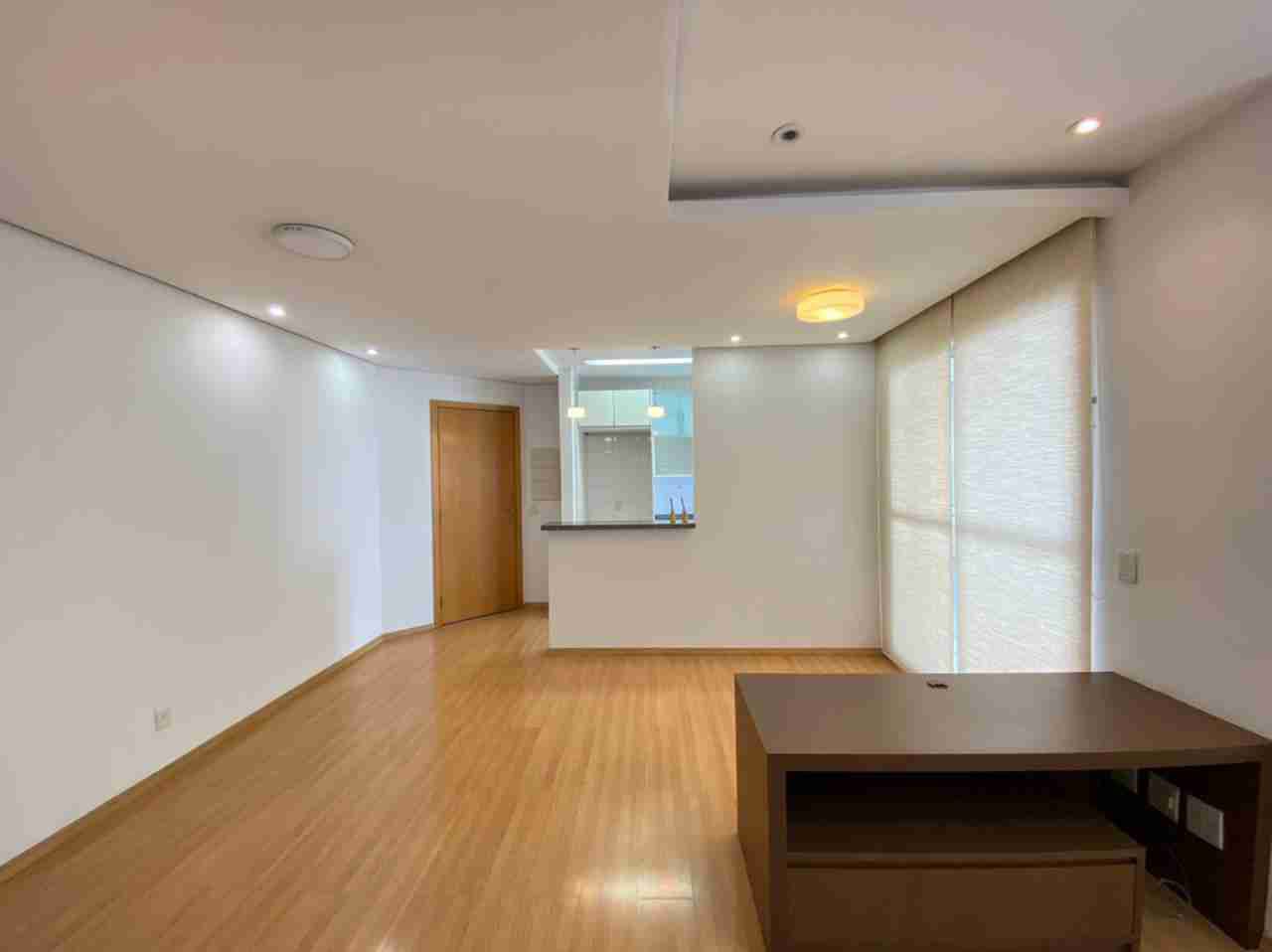 Apartamento à venda, Ed Due Torri, 70m²úteis,  2 quartos, 2 vagas, andar alto, sol da manhã, Bela Suiça, Londrina, PR