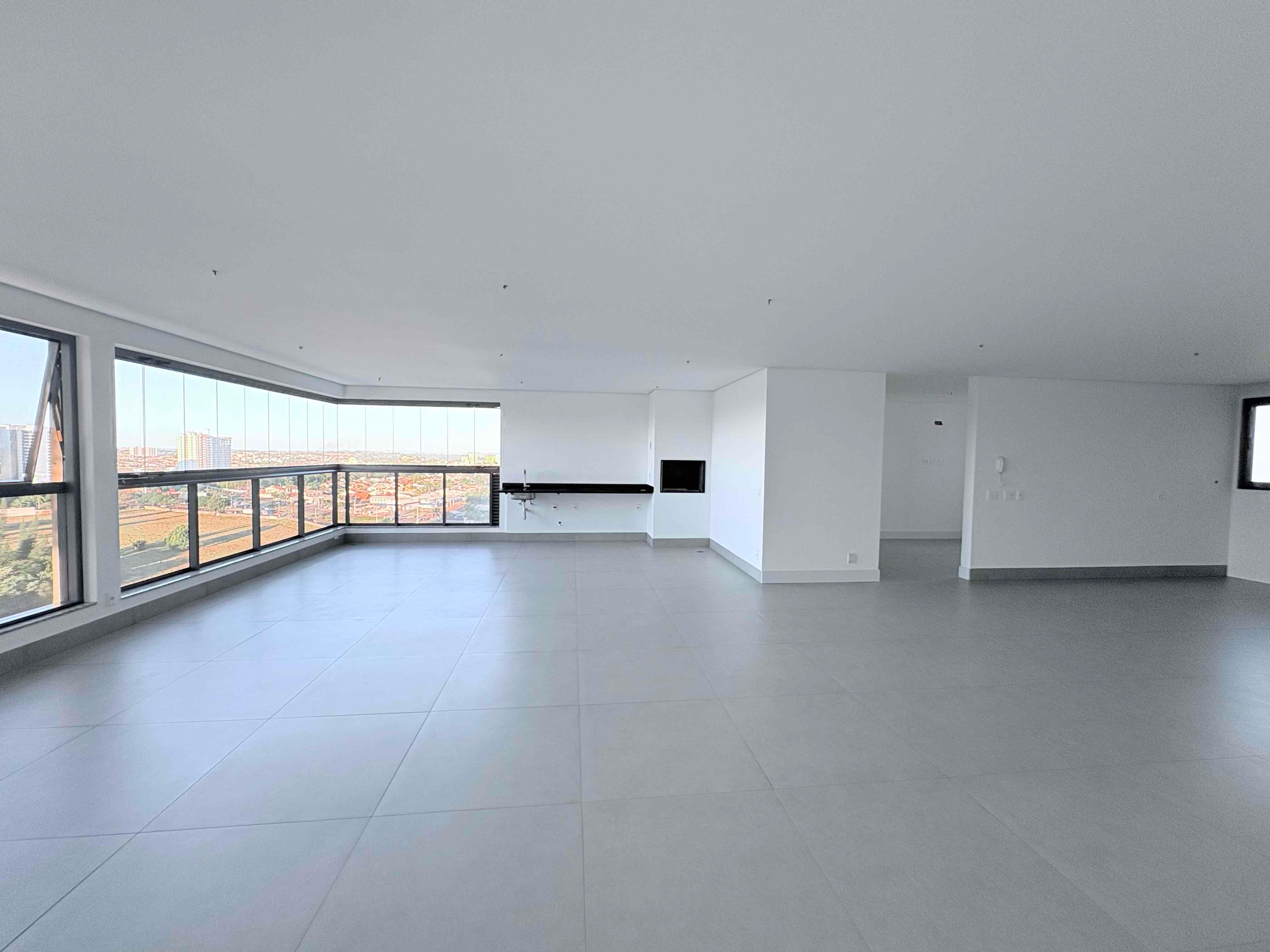 Apartamento novo à Venda, Edifício Lakeside, 232 m² úteis, 3 suítes, 4 vagas, sol da manhã,  elevador privativo, sacada com skinglass- Bela Suiça