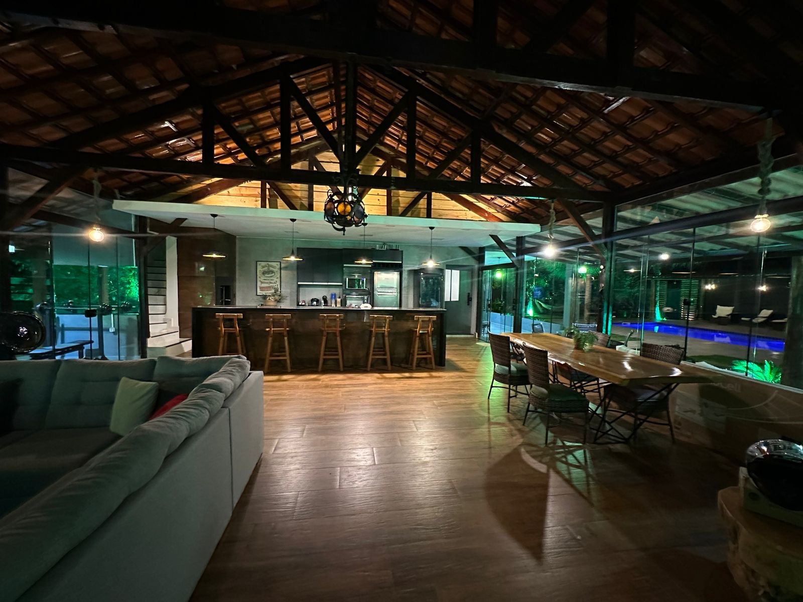 Chácara à venda , 5mil m²- com casa sendo sala, cozinha , 2 suítes, portaria Pioneiros - Condomínio Itaúna - Ibiporã Pr