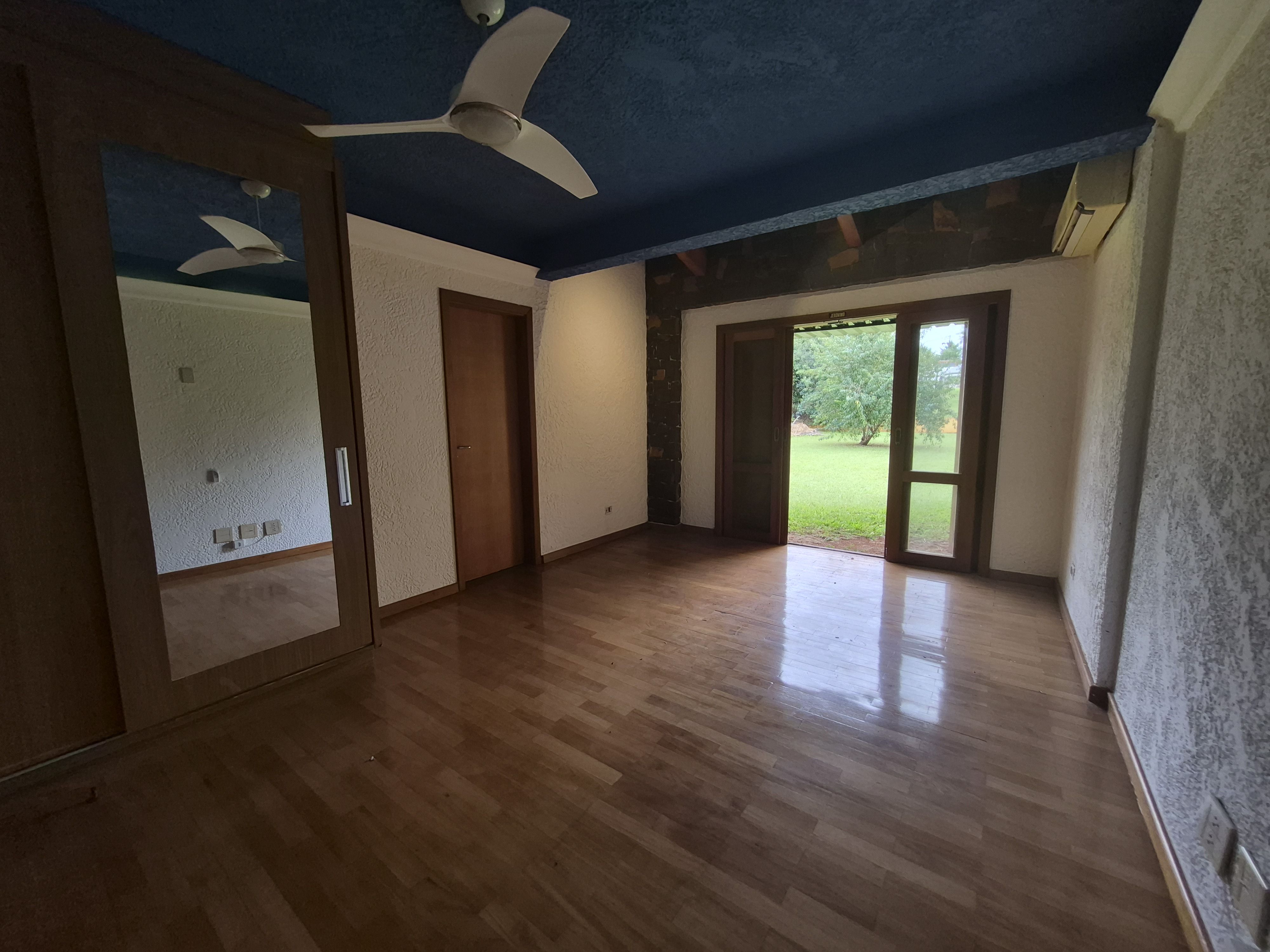 Casa em condomínio para Venda, 3.200 m², 3 suites, Recanto do Salto, Londrina, PR