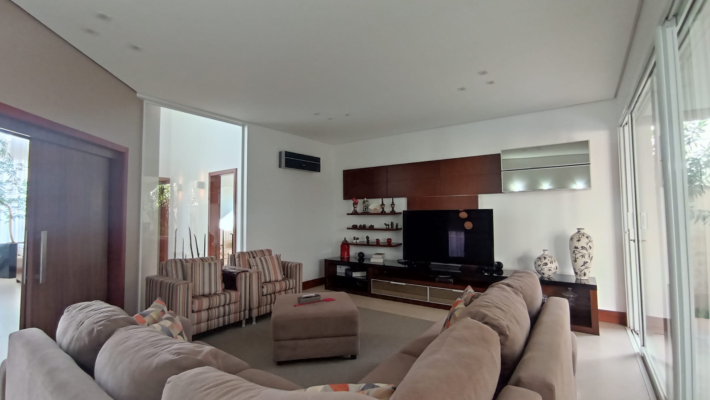 Casa à venda, Royal Park Resort, 4 suítes - Piscina -  Londrina, PR