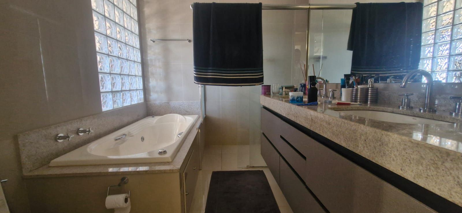 Apartamento completamente mobiliado no Palazzo Di Cesare