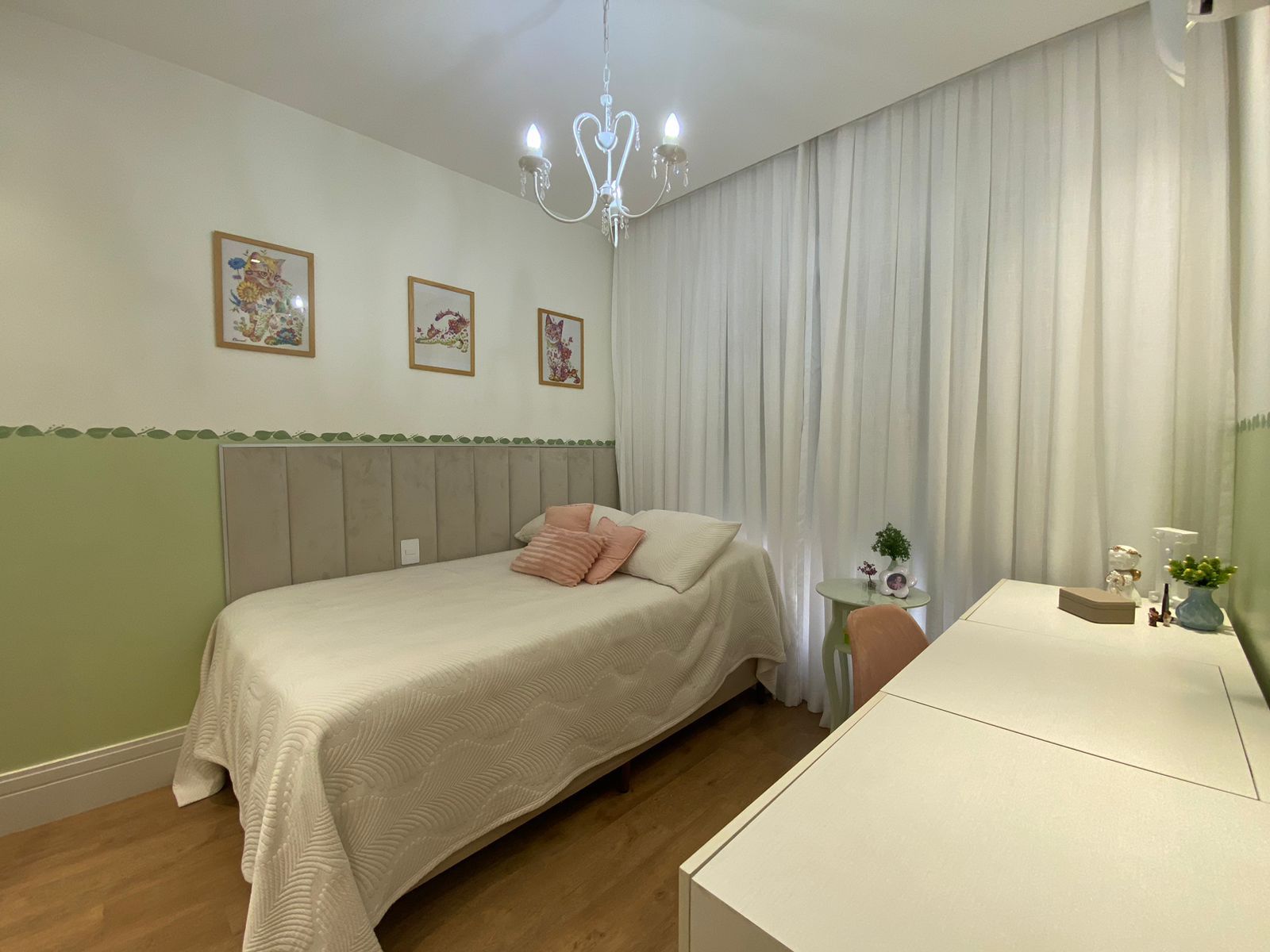 Apartamento à venda, Edifício Landmark, 214m² úteis, 2 suítes,2 Demi suítes, 3 vagas, estuda permuta de menor valor  - Gleba Fazenda Palhano, Lon