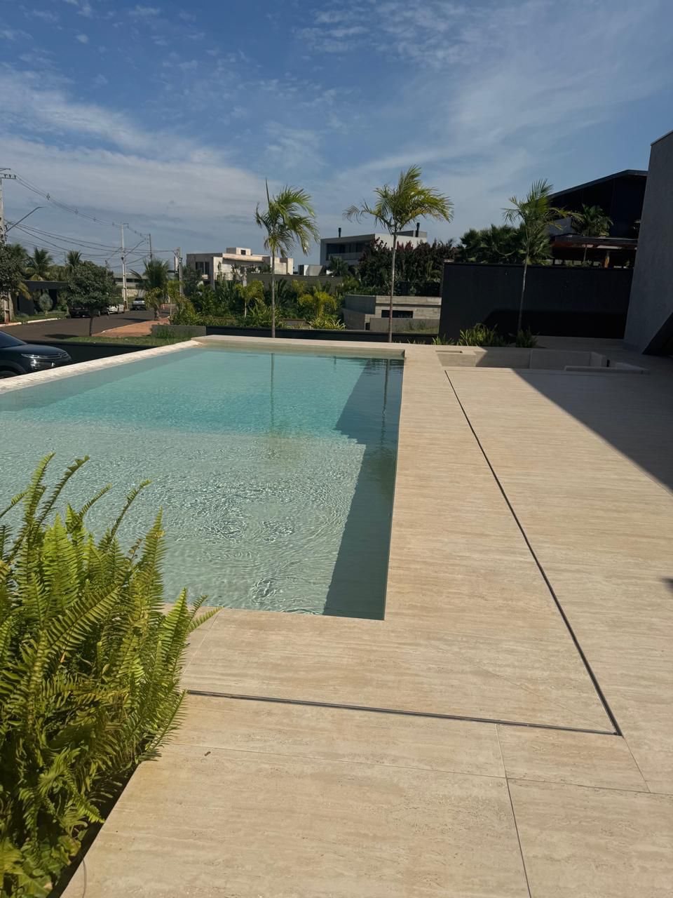 Casa à venda, 5 suites, 350 m², Estância Punta Del Este, Londrina, PR