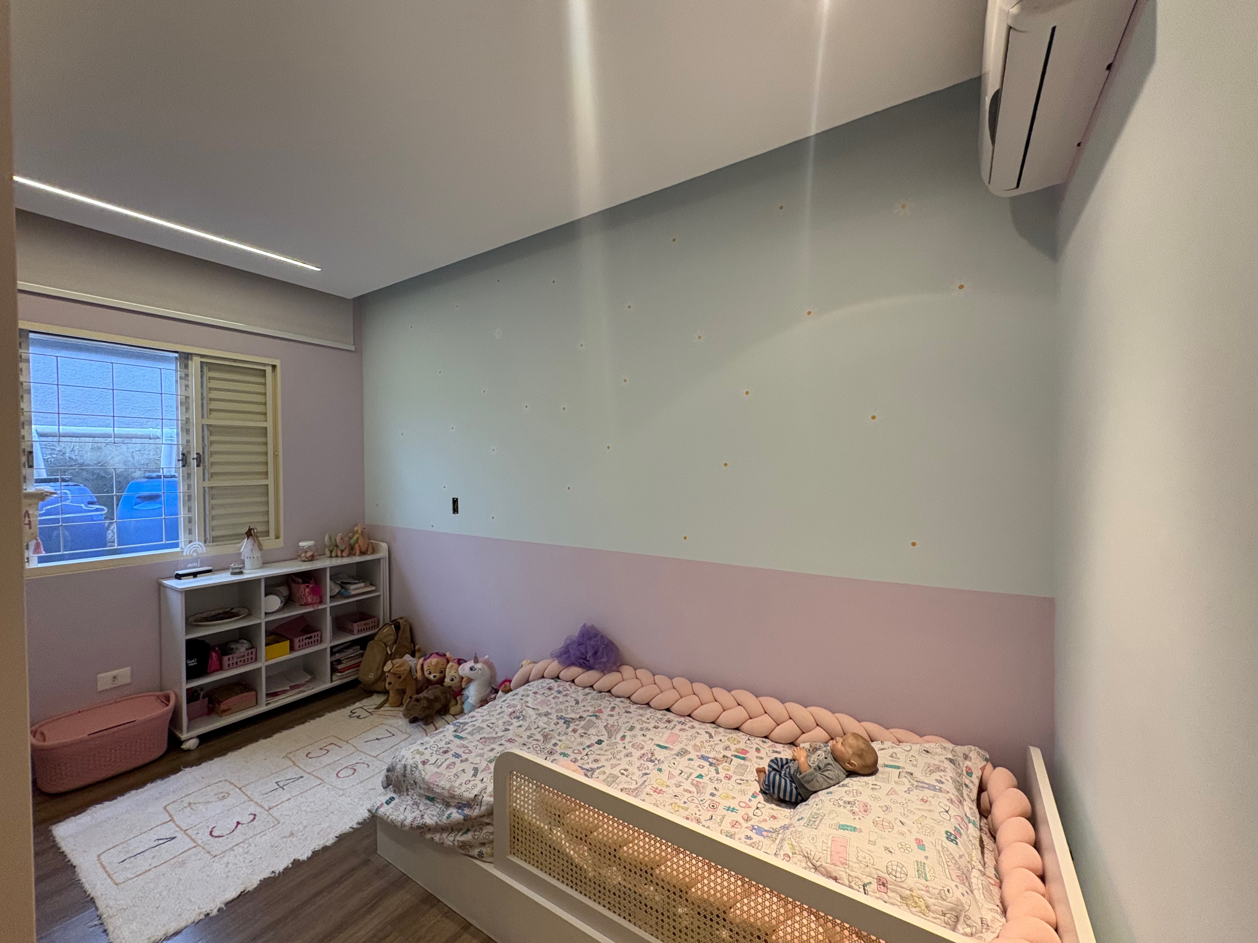 Casa à venda, térrea, 3 quartos sendo 1 suíte, toda planejada - São Pedro, Londrina, PR