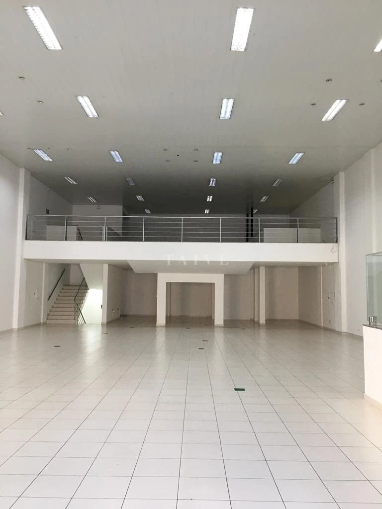 Barracão para locação, Av. Maringá, 814m² úteis, 14 garagens, frente vidro, Londrina-PR - foto 30