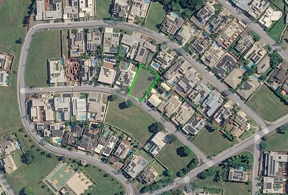 Terreno 875m²  À Venda no Condomínio Villaggio Do  Engenho Cambé